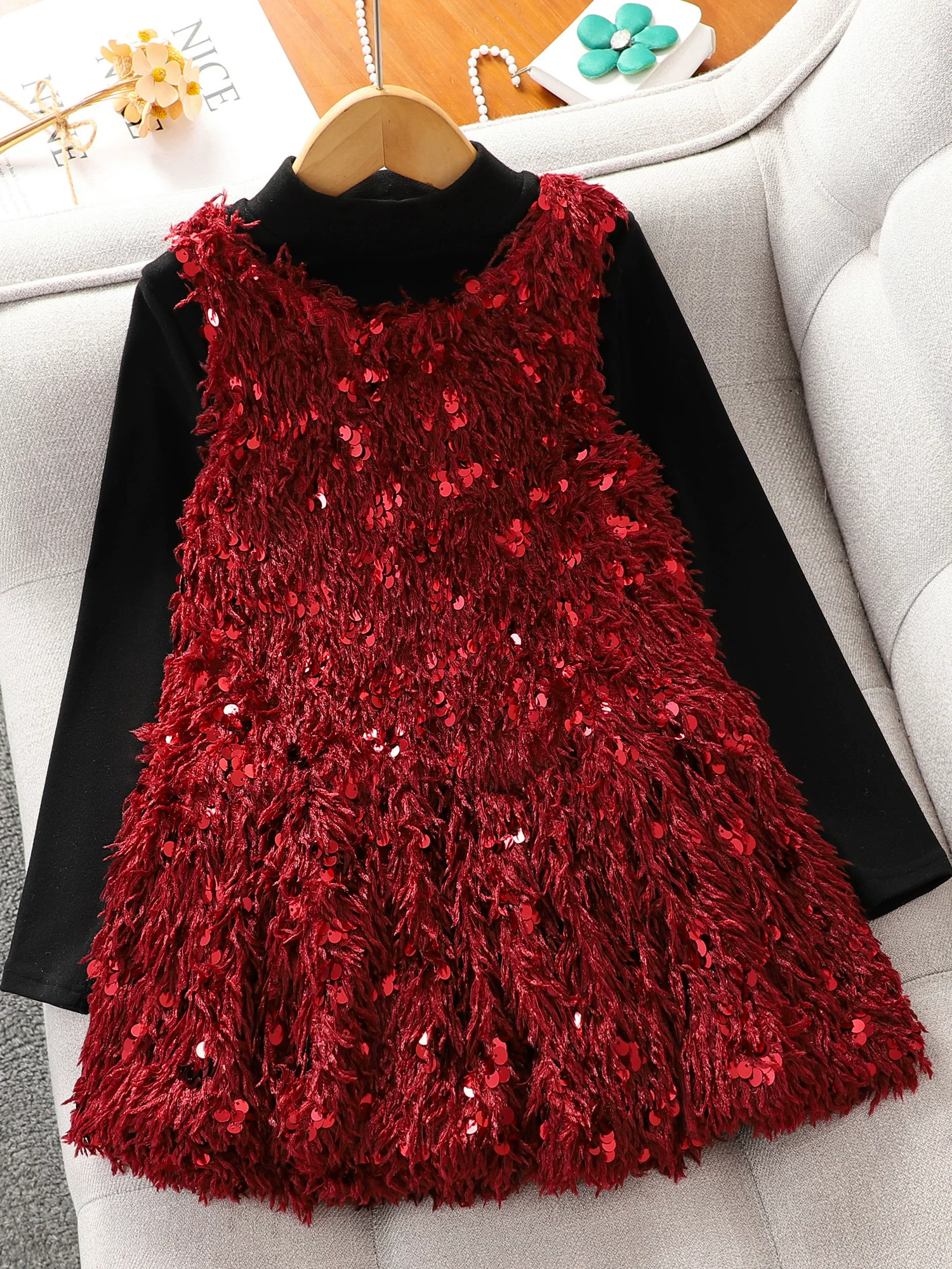 Váy vest đỏ cho bé gái, quần áo mùa đông cho bé gái lớn, váy năm mới đính sequin lót lông cừu, váy cao cấp mùa thu đông cho trẻ em