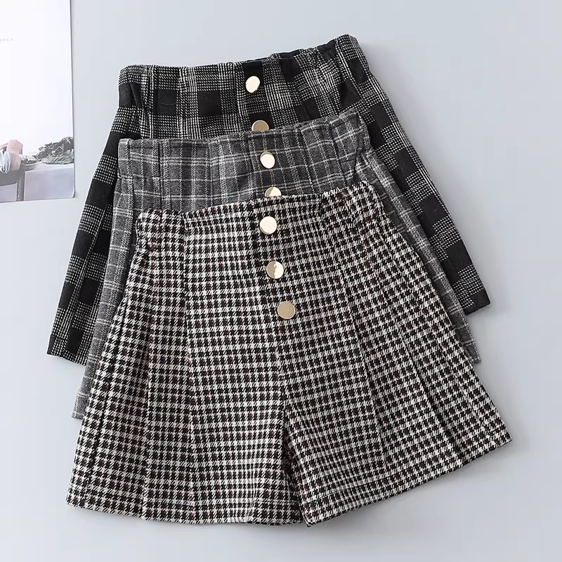 Quần short bé gái mặc ngoài mùa thu đông 2025 quần áo mùa thu mới quần len bé gái cho trẻ lớn hơn quần ống rộng quần trẻ em phong cách mùa đông