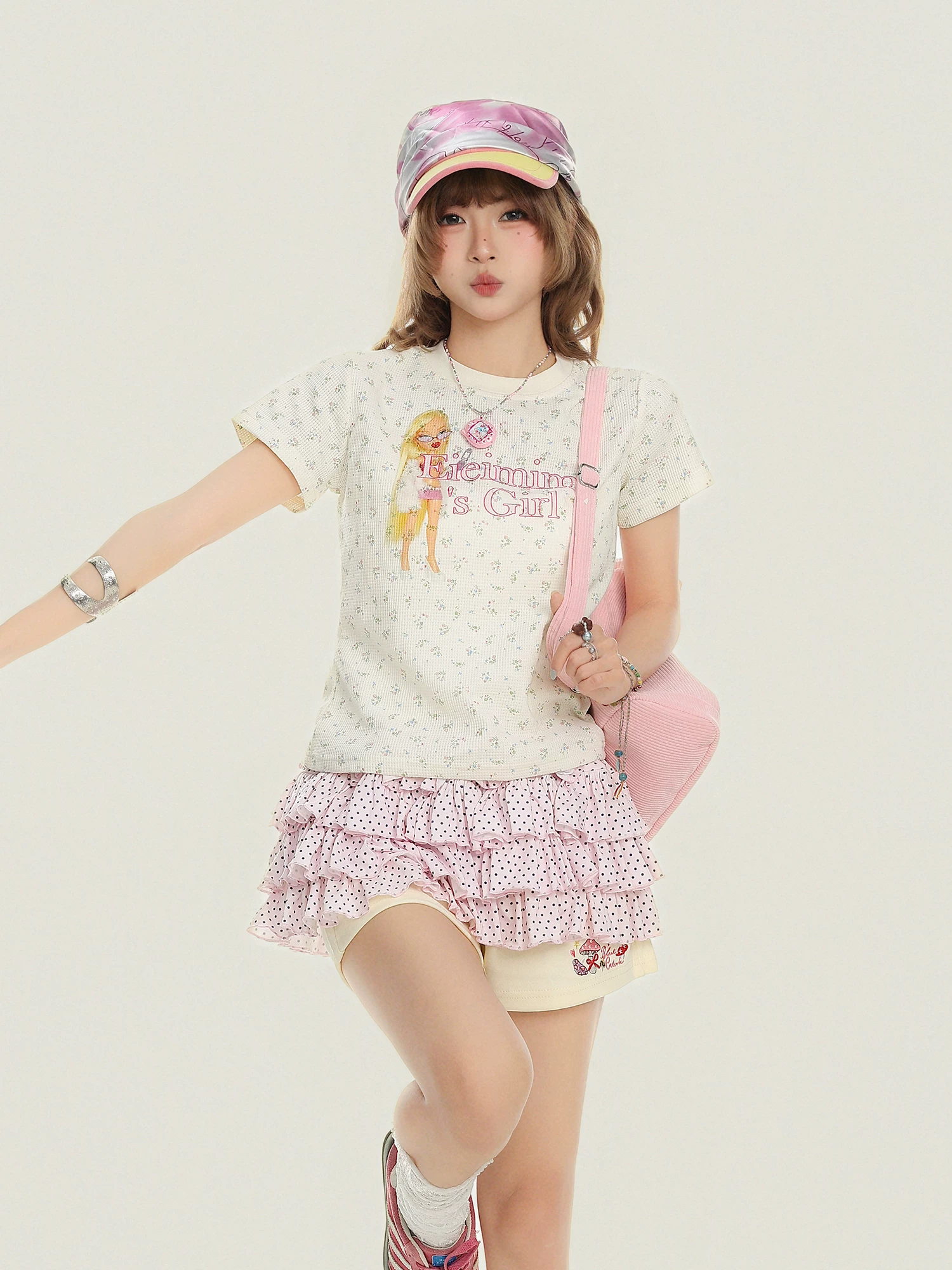 Áo thun ngắn tay họa tiết hoa Bulu Biscuit dành cho nữ, áo crop top dáng ôm mùa hè.