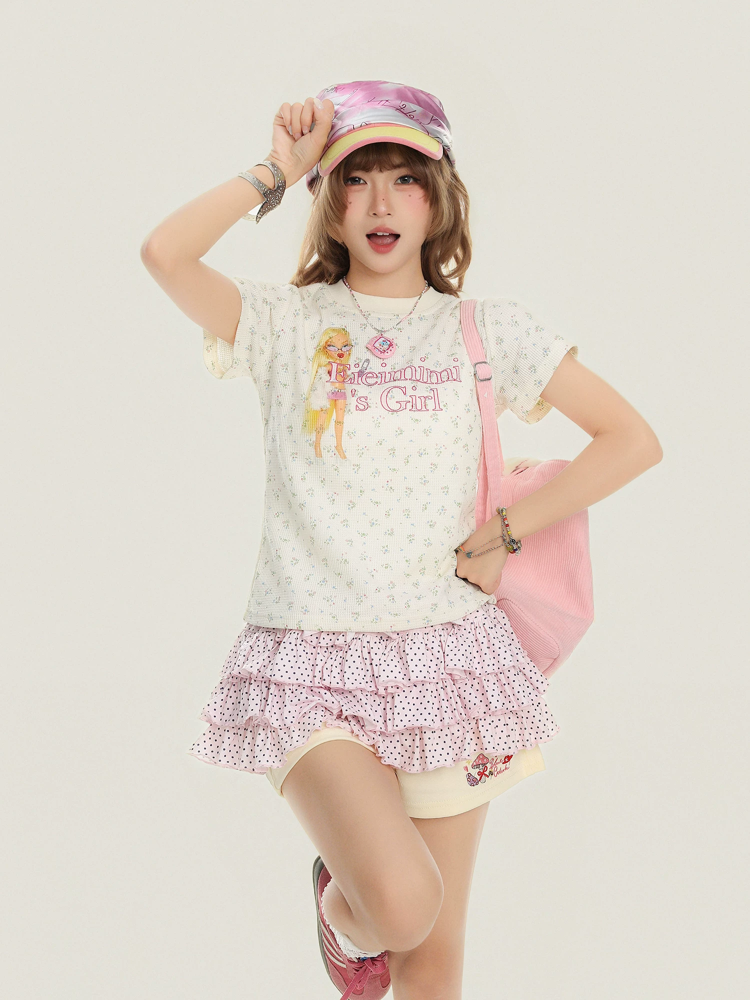 Áo thun ngắn tay họa tiết hoa Bulu Biscuit dành cho nữ, áo crop top dáng ôm mùa hè.
