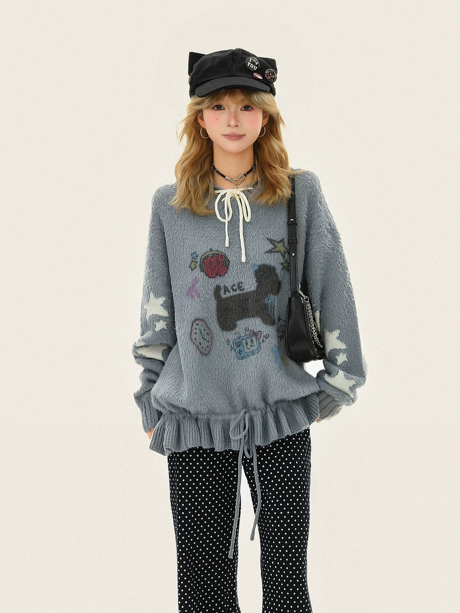 Áo len lông chồn jacquard họa tiết hoạt hình vui nhộn lấy cảm hứng từ thiết kế Biscuit Bulu dành cho nữ, áo dệt kim rộng rãi và mềm mại cho mùa thu đông.