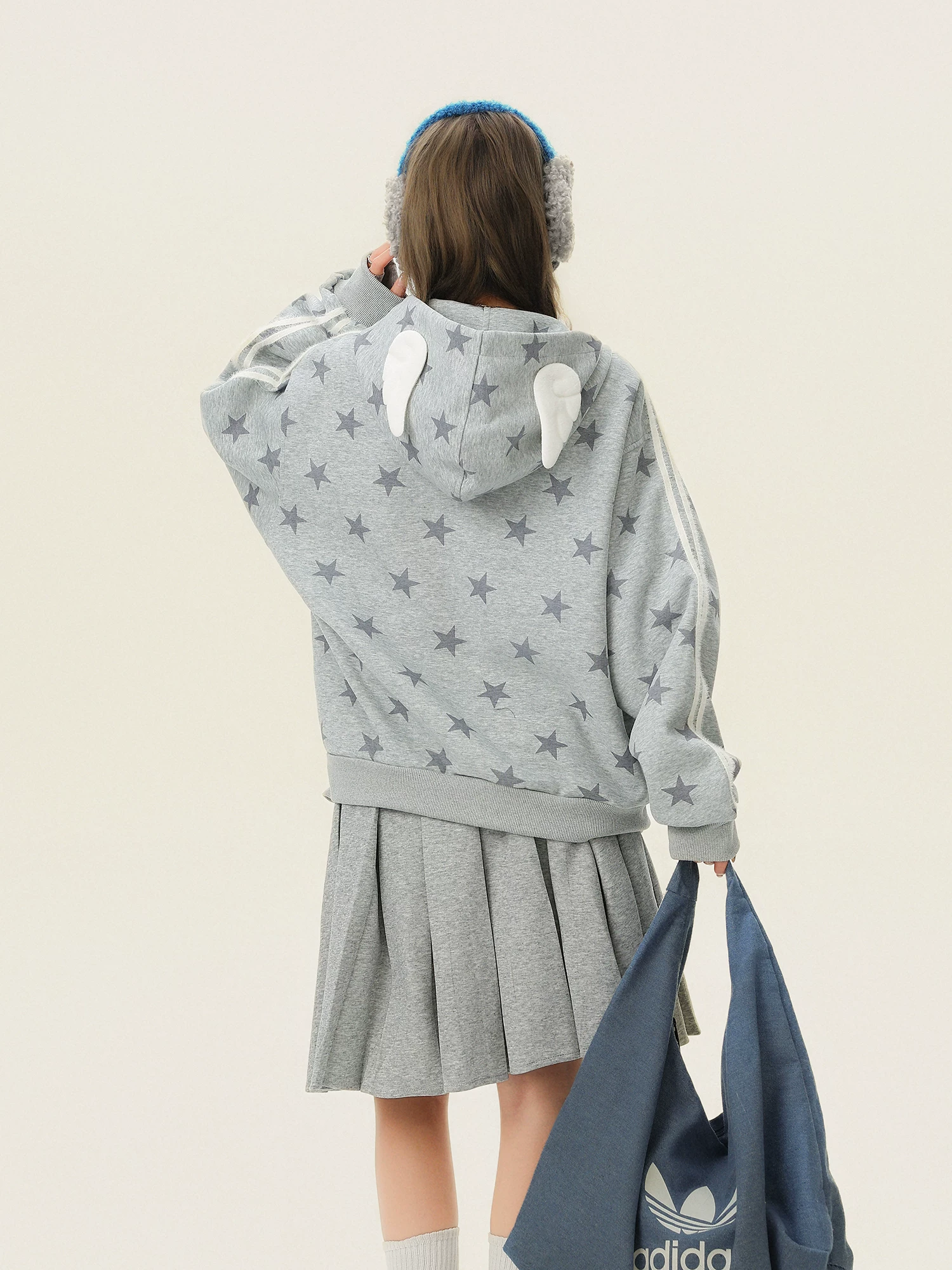 Bulu Biscuit Sweet Cool Style Star Print Áo len cardigan có mũ trùm đầu dành cho nữ Mùa xuân 2026 Áo khoác thường ngày đa năng rộng rãi