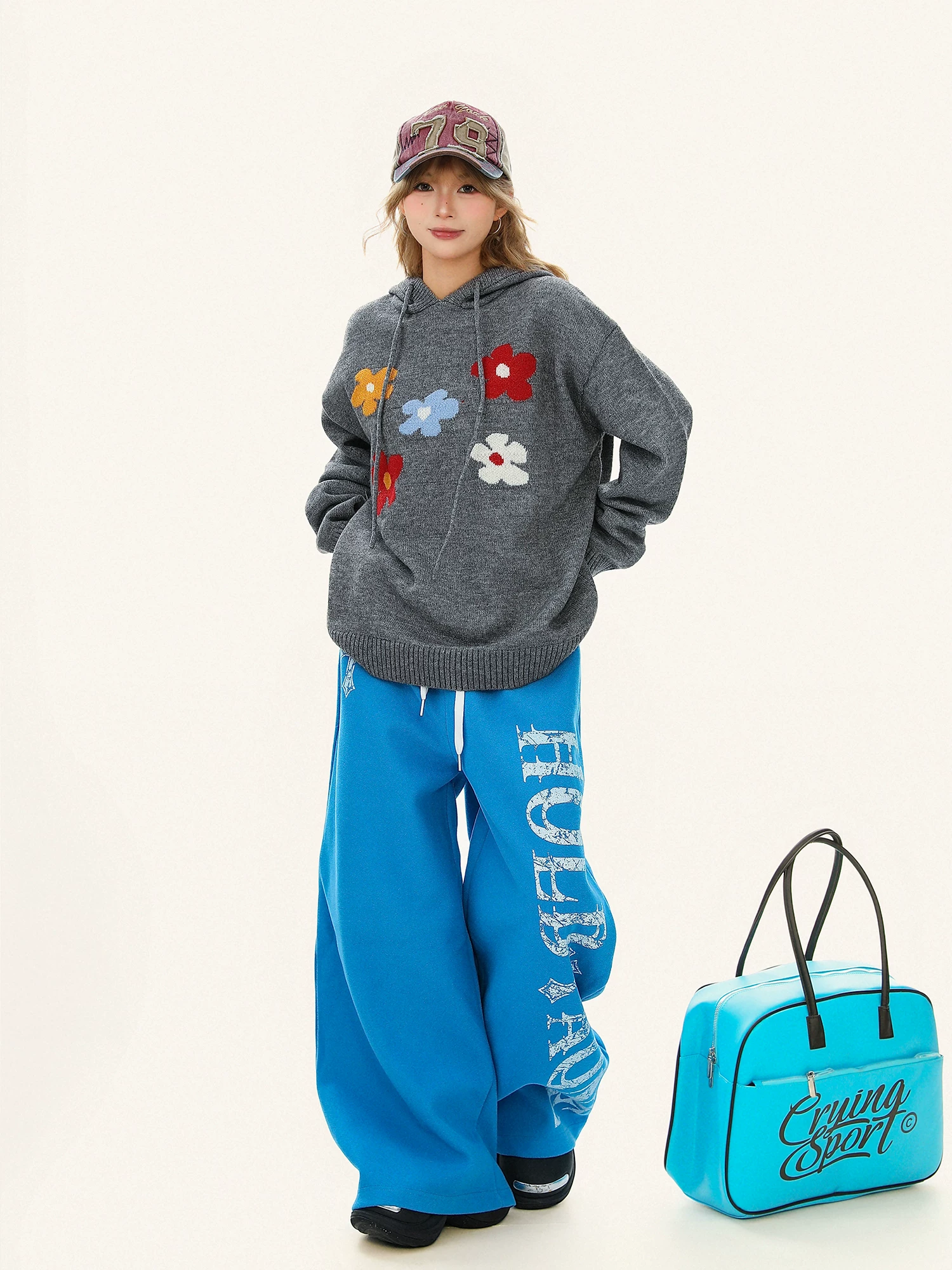 Áo len có mũ trùm đầu bằng vải jacquard họa tiết hoa dành cho nữ, mùa thu đông, phong cách lười biếng, cảm giác cao cấp, đồ dệt kim rộng rãi và đa năng.