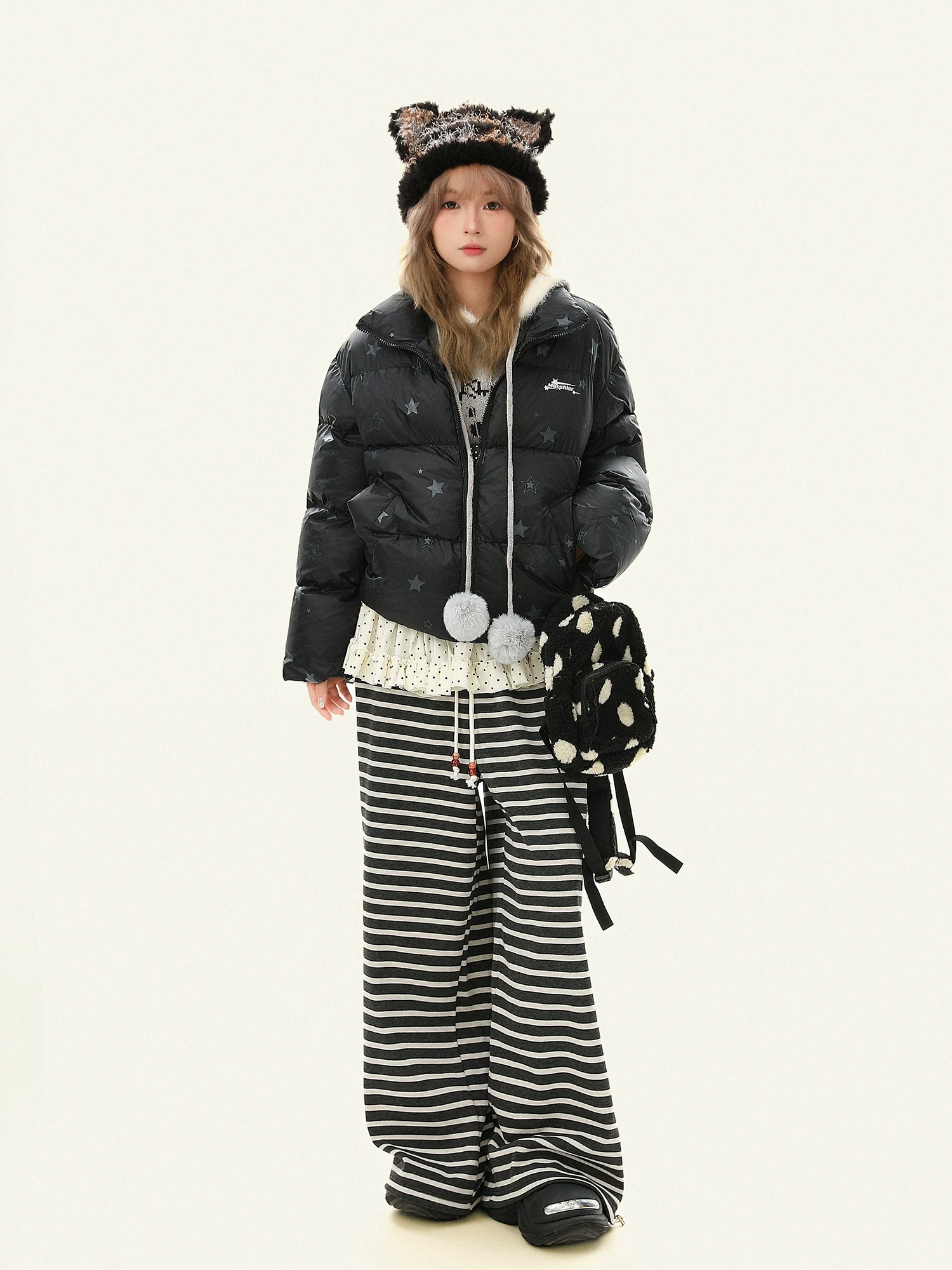 Áo khoác cotton cổ đứng in hình ngôi sao phong cách retro của Mỹ dành cho nữ, áo khoác cotton ấm áp mùa đông, áo khoác phao dáng rộng.