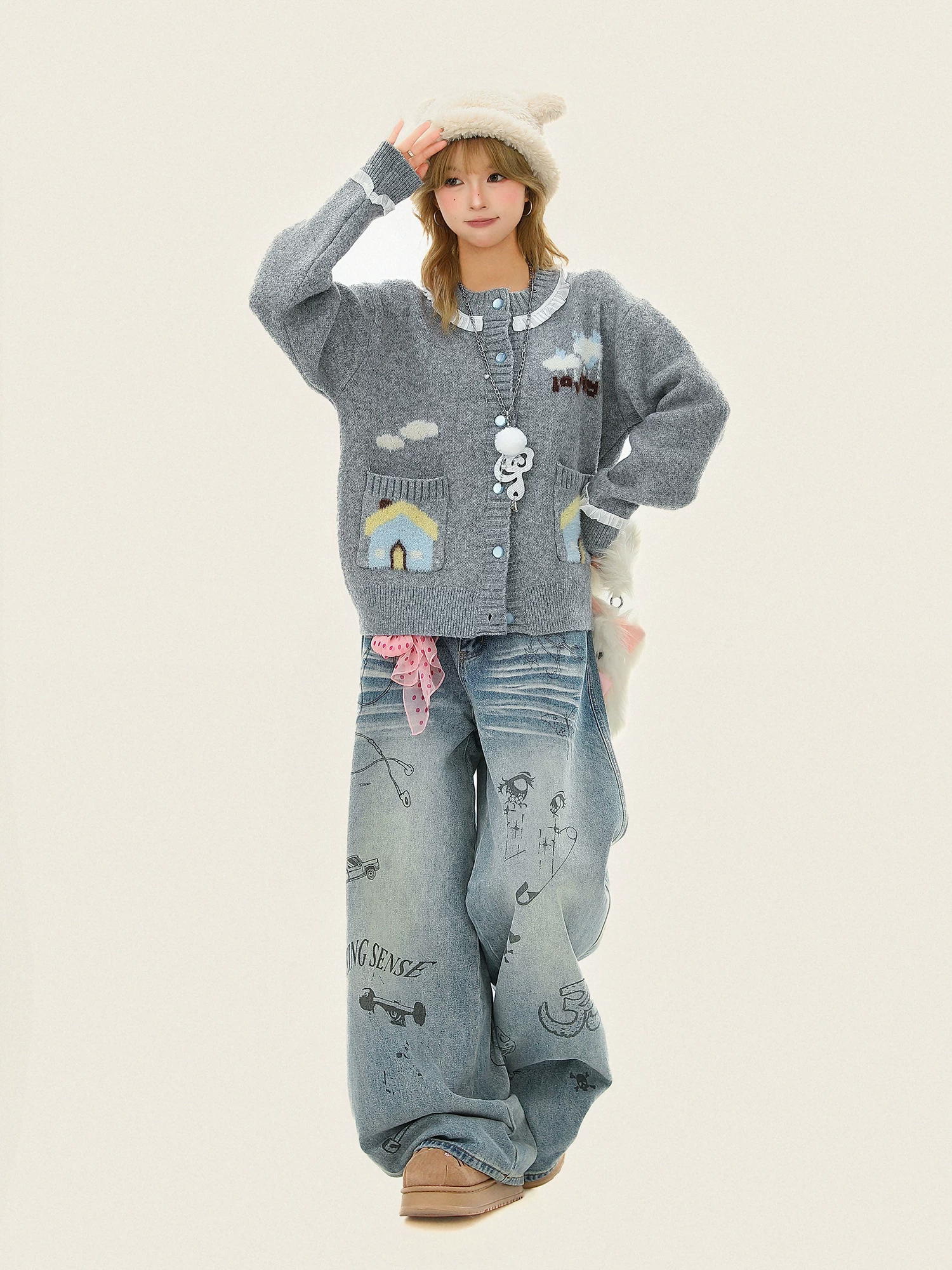 Áo len cardigan cổ tròn họa tiết hoạt hình vui nhộn lấy cảm hứng từ thiết kế Biscuit dành cho nữ, áo cardigan dệt kim dáng rộng thoải mái cho mùa thu đông.