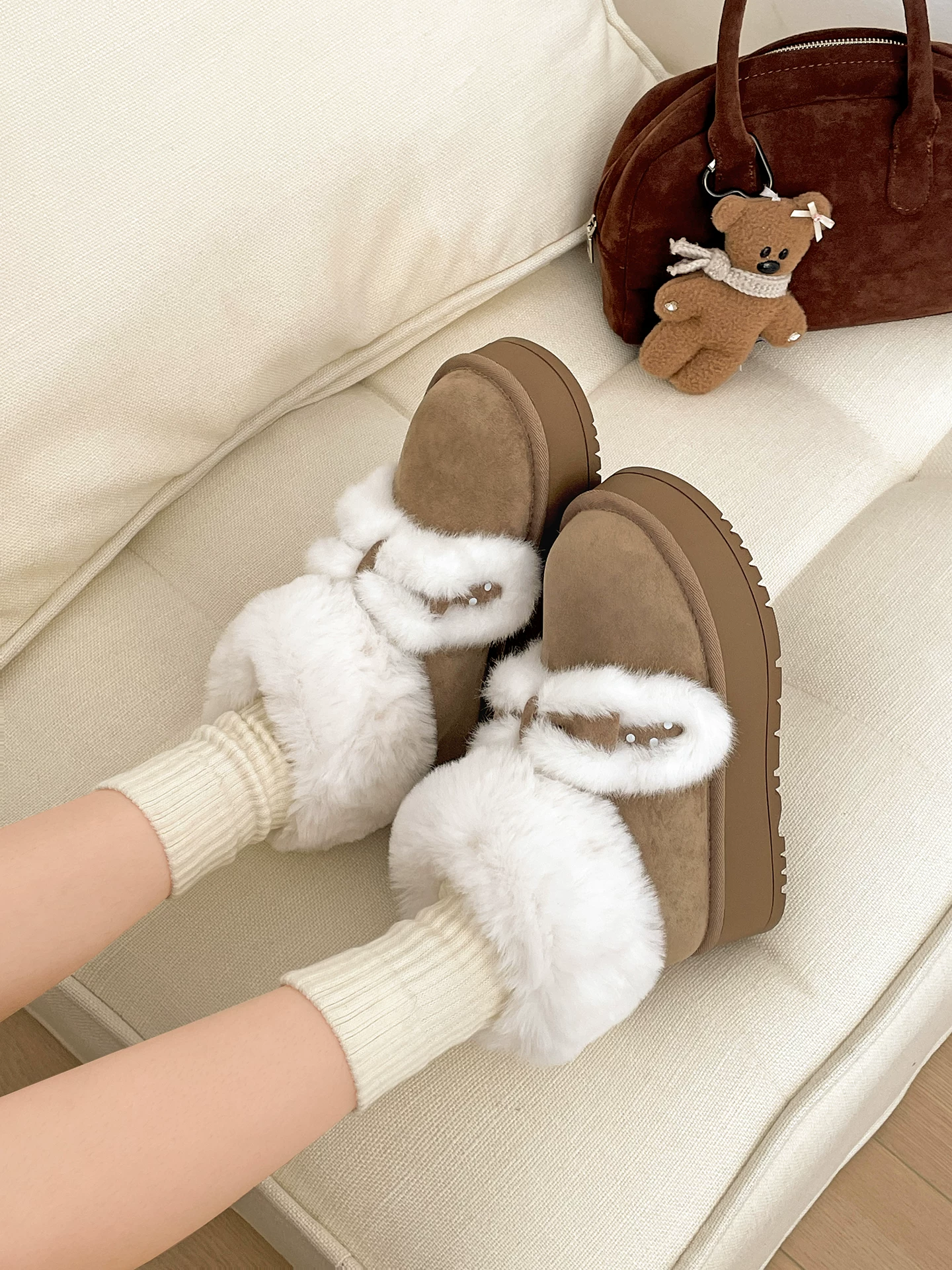 Giày bốt tuyết lót lông dày đế cao phong cách retro dành cho nữ, mẫu mới mùa đông 2025, giữ ấm, tăng chiều cao, chất liệu cotton