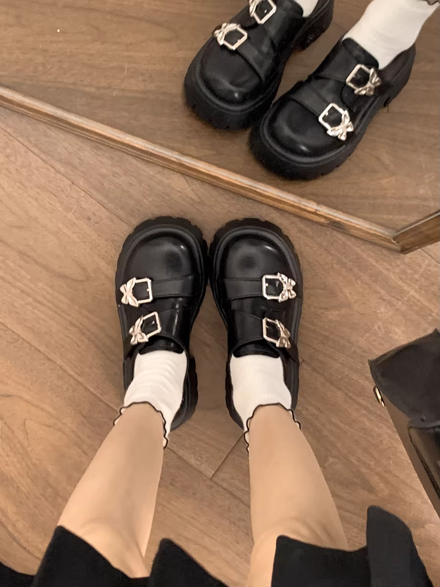 Giày da nữ đế dày mũi tròn kiểu Pháp cổ điển màu đen, mẫu mới thu 2025, đa năng, phối chân váy, gót dày, giày đơn.