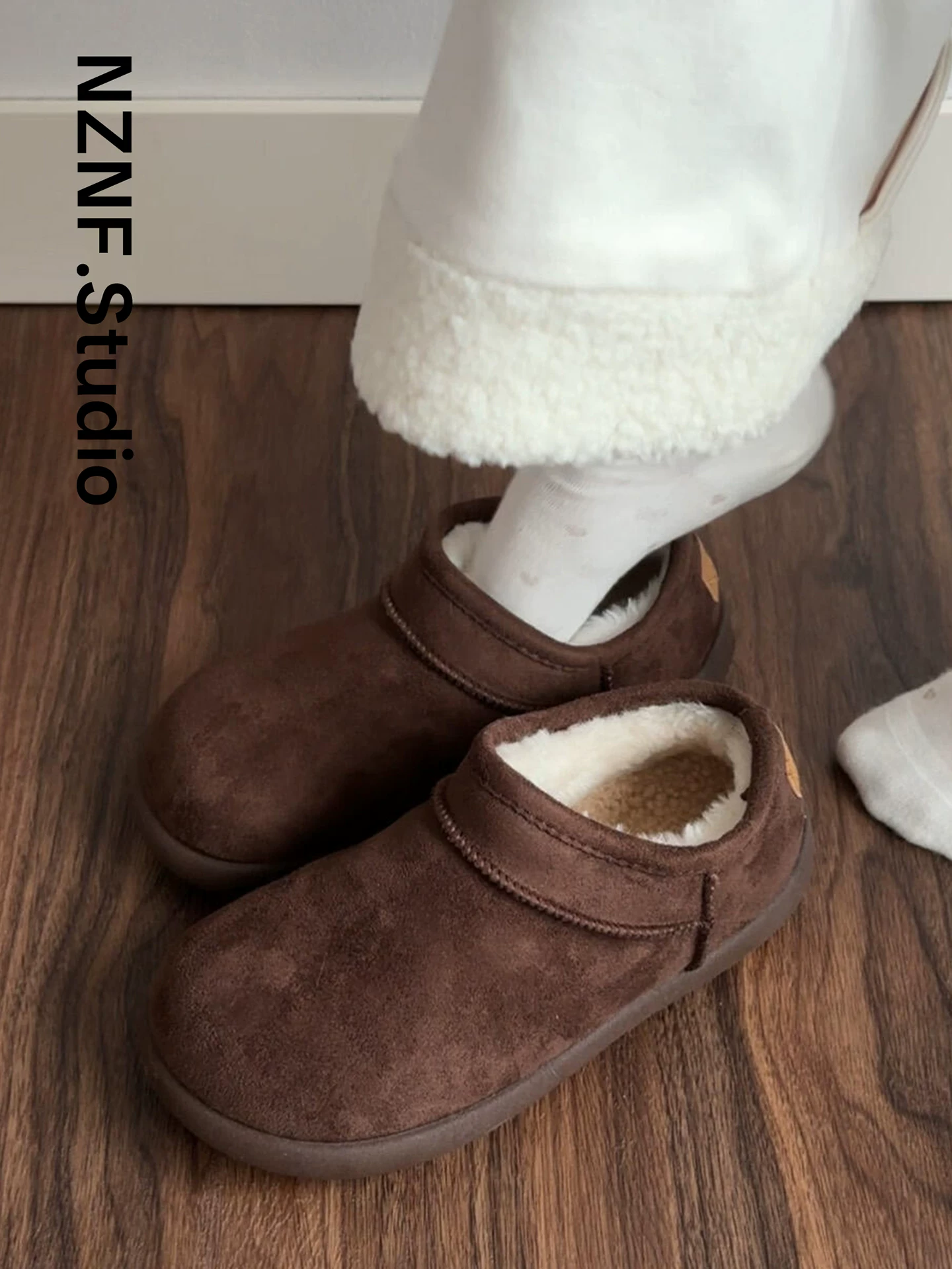 Giày Birkenstock Little Potato cổ điển dành cho nữ, mẫu mới mùa đông 2025, áo khoác ngoài lót lông cừu dày dặn, ủng tuyết giữ ấm, giày bông ấm áp