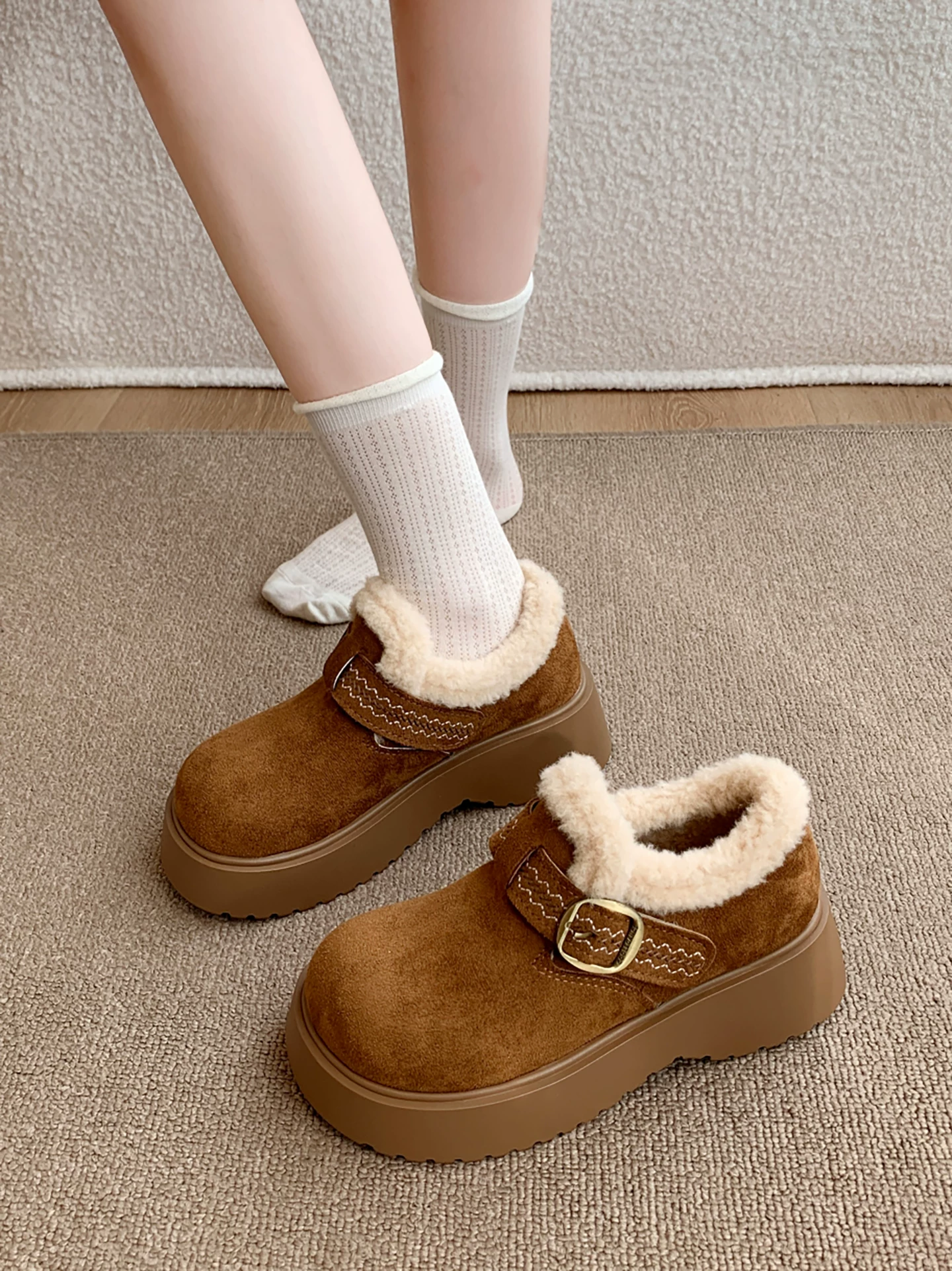 Giày bốt tuyết đế dày màu nâu đa năng kiểu cổ điển dành cho nữ, mẫu mới mùa đông 2025, lót lông cừu giữ ấm, dày dặn, kiểu Birkenstock, chất liệu cotton