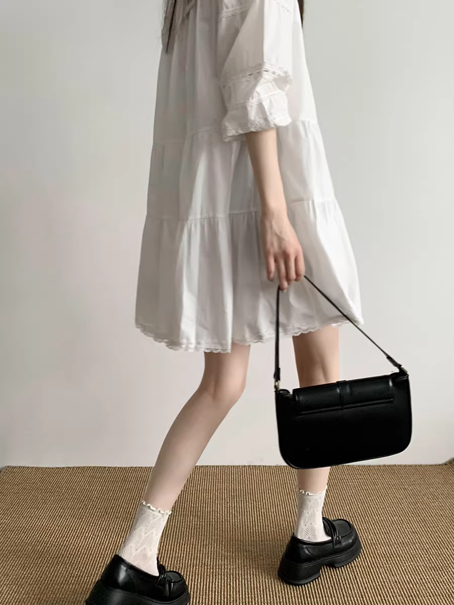 Giày da đế dày màu đen kiểu retro Pháp dành cho nữ, giày lười tăng chiều cao mùa thu mới 2025.