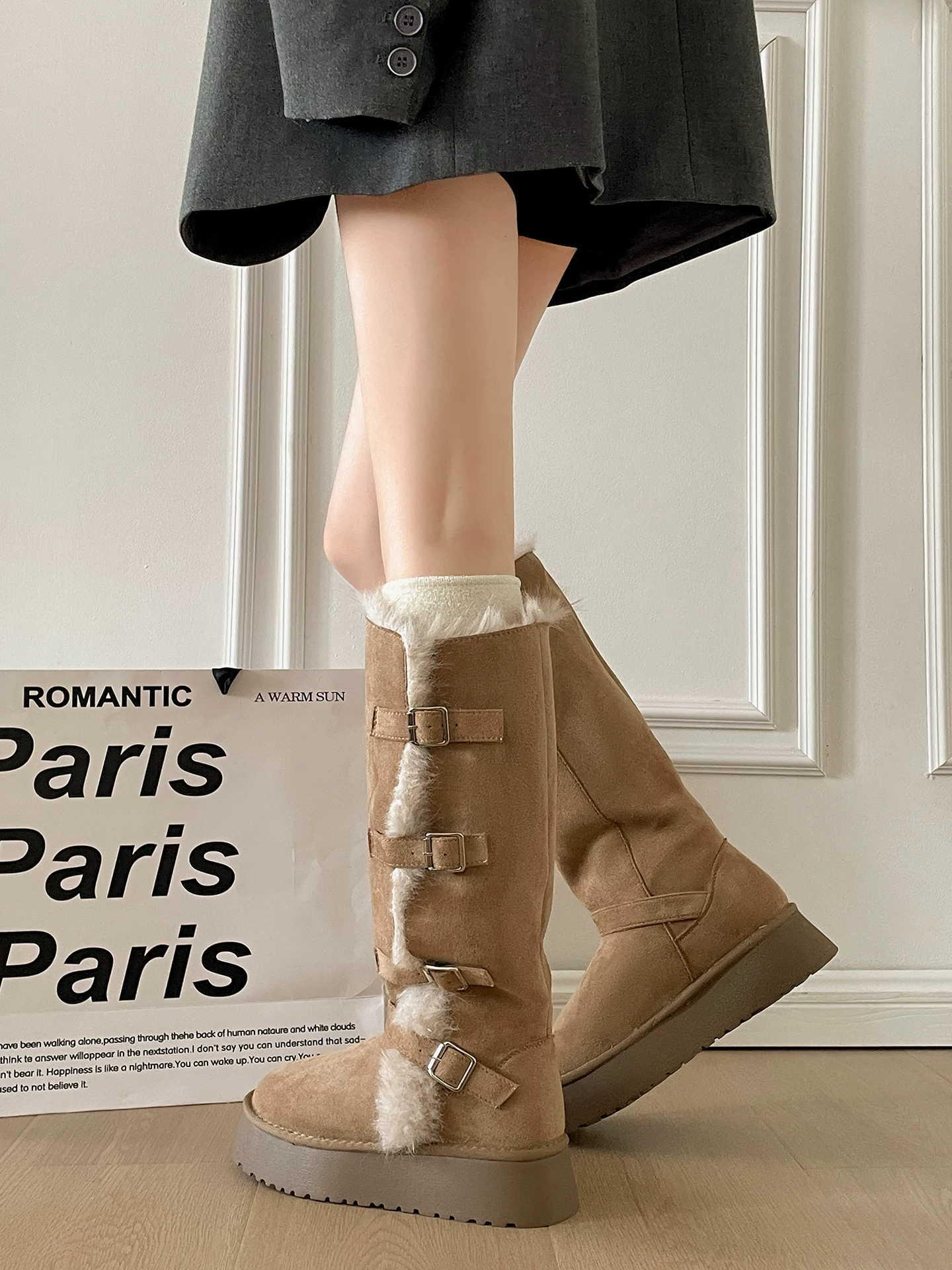 Giày bốt nữ mùa đông 2025 kiểu cổ điển, lót lông cừu ấm áp, đế dày, giữ ấm, tăng chiều cao, kiểu Birkenstock, chất liệu cotton