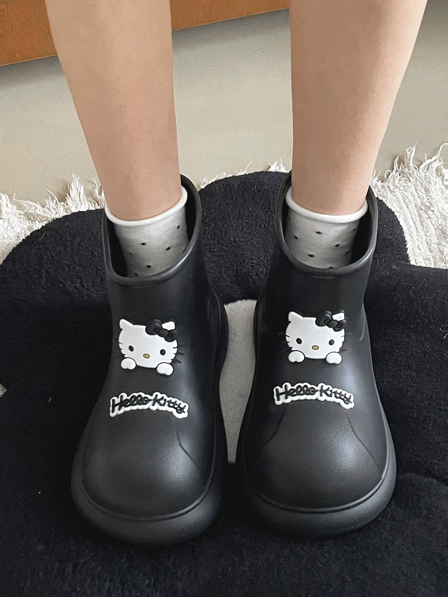 Giày đi mưa nữ Nanzai chống thấm nước, đế dày, chống trơn trượt, mẫu mới thu đông 2025, màu đen, họa tiết hoạt hình, kiểu ngắn