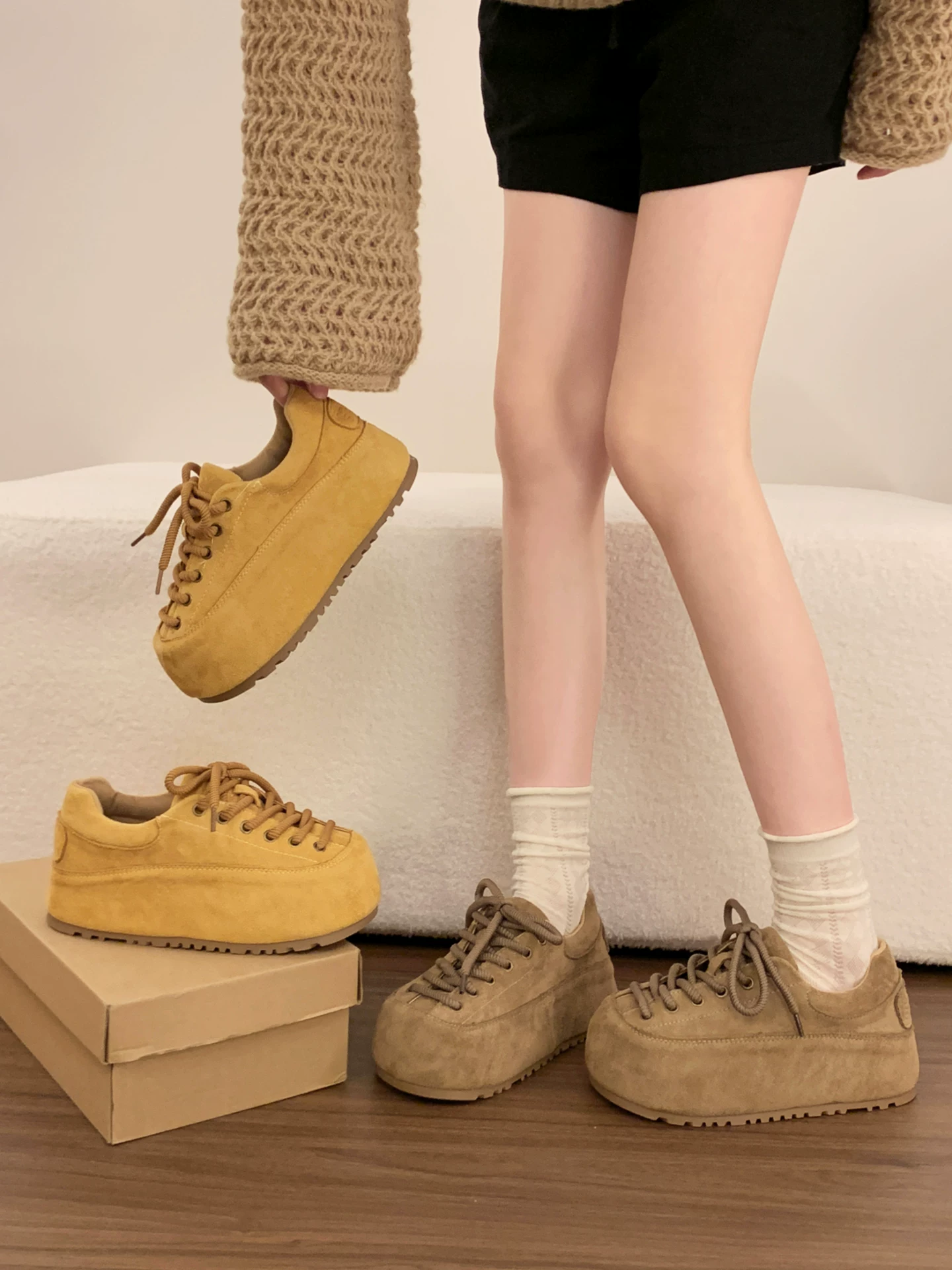 Giày cotton đế dày lót lông cừu ấm áp dành cho nữ, áo khoác ngoài mùa đông, giày Birkenstock đa năng chống trơn trượt mới năm 2025