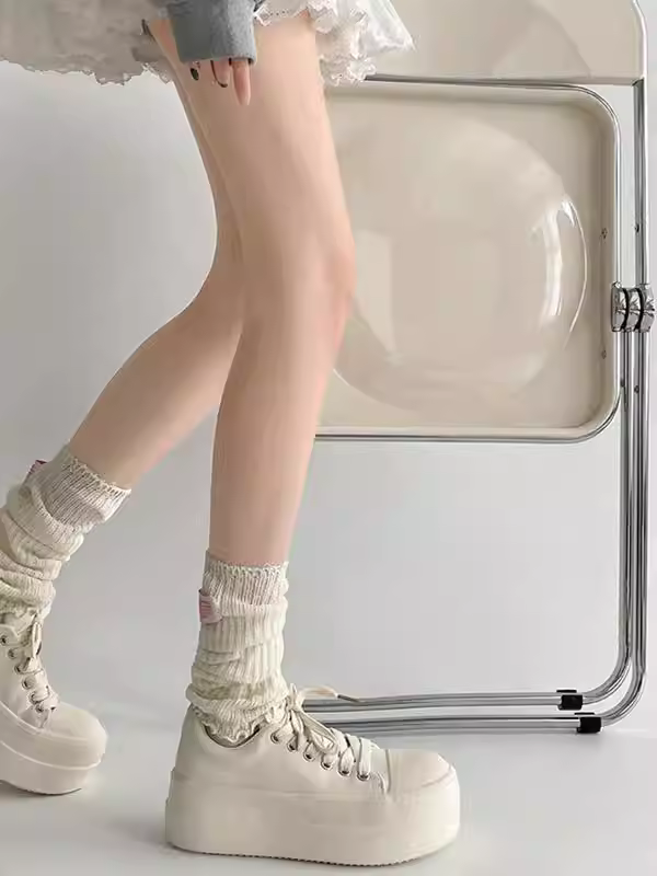 Giày thể thao nữ Nanzai retro đa năng đế dày tăng chiều cao màu trắng, mẫu mới thu đông 2025, nhẹ, phong cách thường ngày.