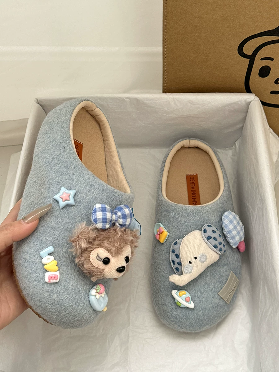 Giày dép nữ đế dày kiểu hoạt hình dễ thương, thích hợp đi ngoài trời, kiểu dáng mới mùa thu 2025, kiểu Birkenstock, dễ mang.