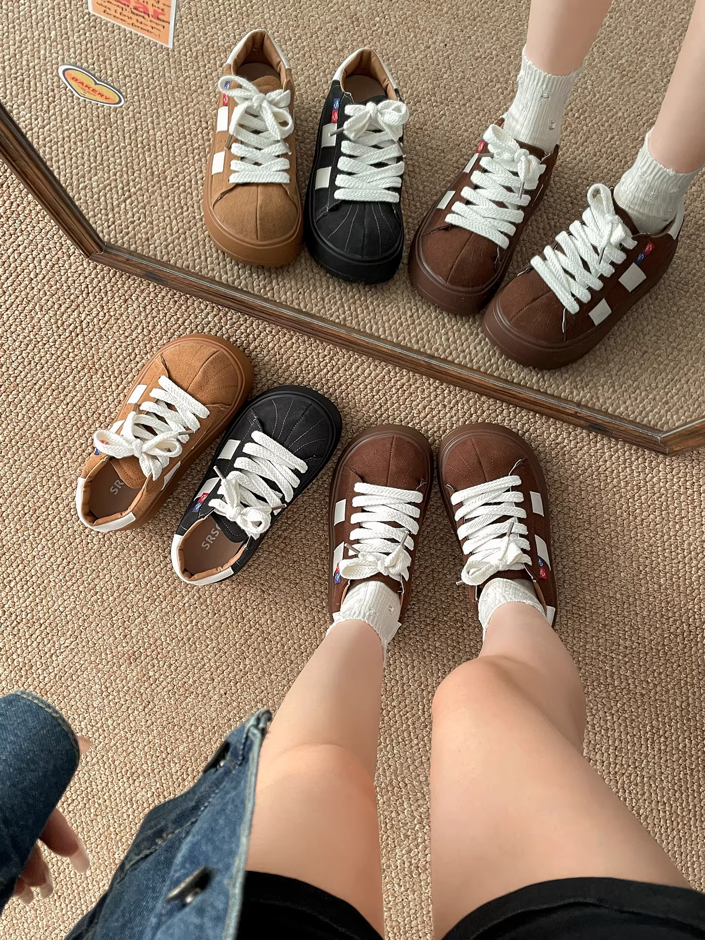 Giày thể thao Đức đế dày đa năng màu nâu cổ điển dành cho nữ, kiểu thu đông 2025 mới, phối cùng chân váy, giày tăng chiều cao.