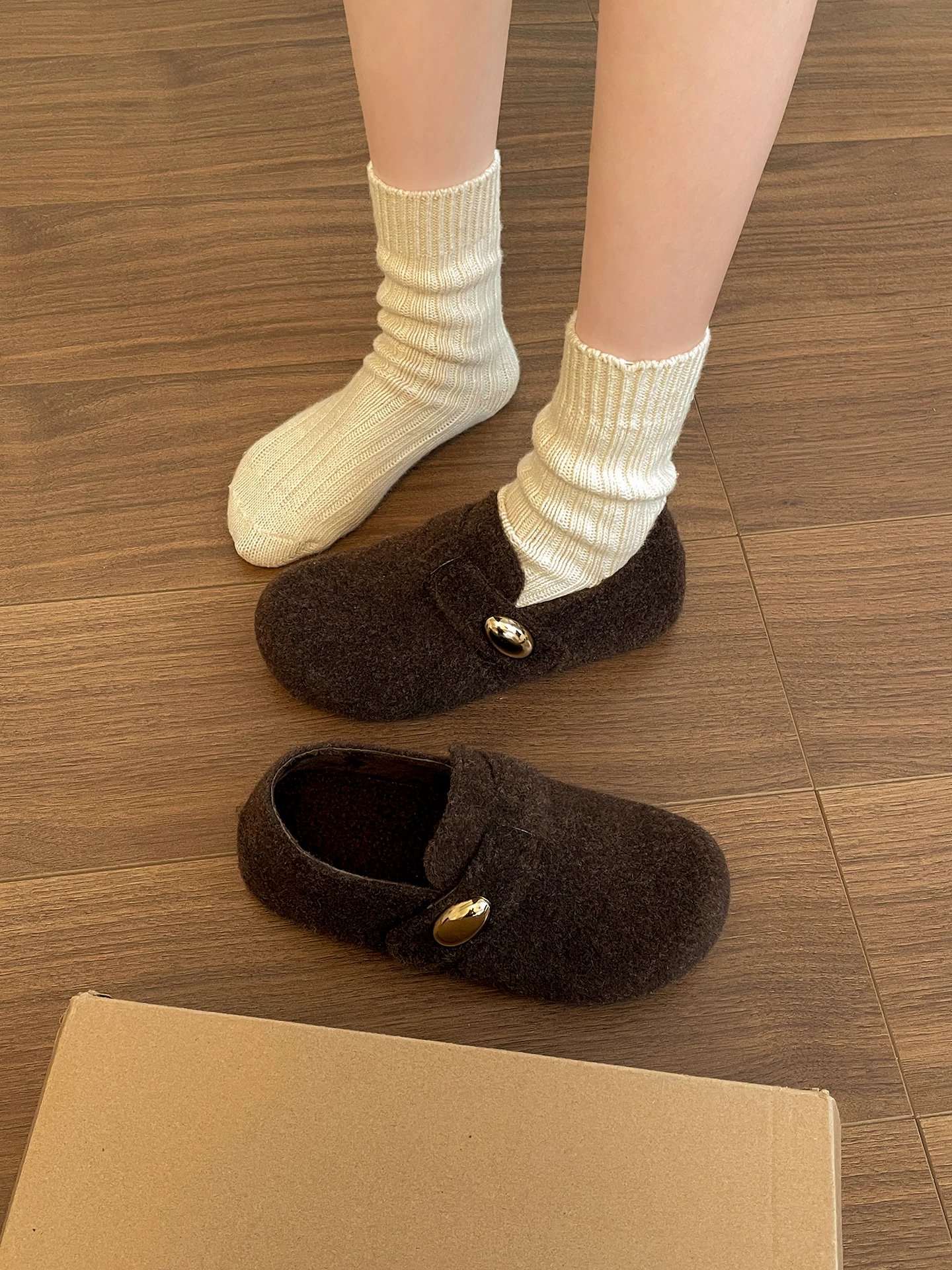 Giày lông dày đế dày kiểu cổ điển Nanzai dành cho nữ, đi ngoài trời, giày mùa đông mới năm 2025, ấm áp, lót lông mềm mại, chống trơn trượt, kiểu Birkenstock.