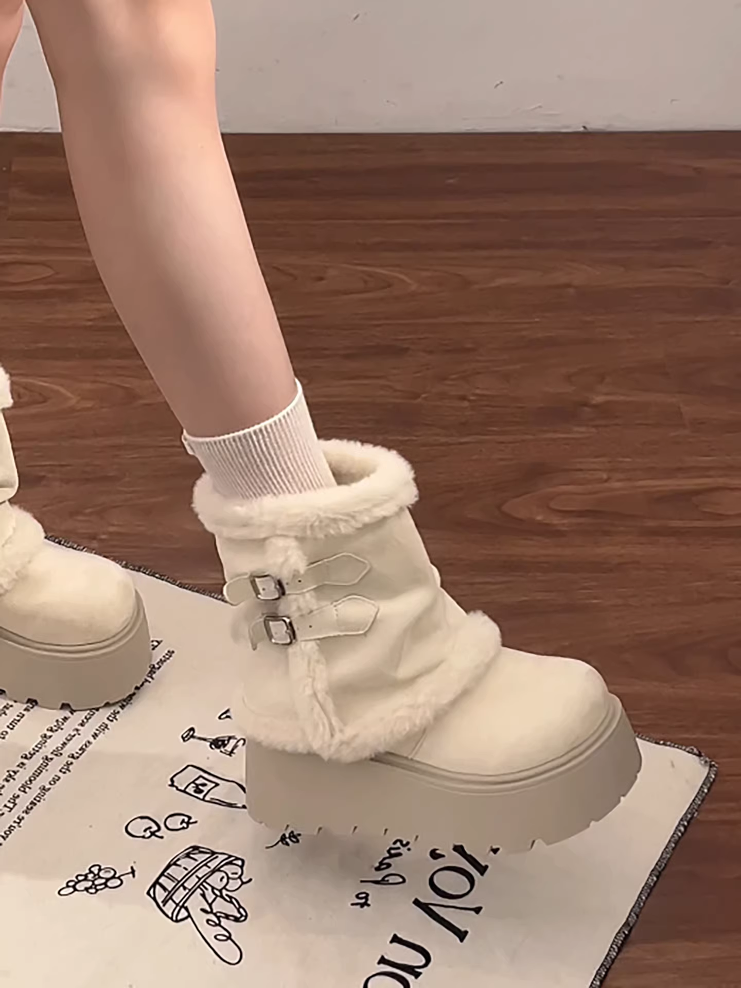 Giày bốt tuyết lông dày đế cao cổ màu trắng cổ điển dành cho nữ, mẫu mới mùa đông 2025, giữ ấm, kiểu Birkenstock, chất liệu cotton