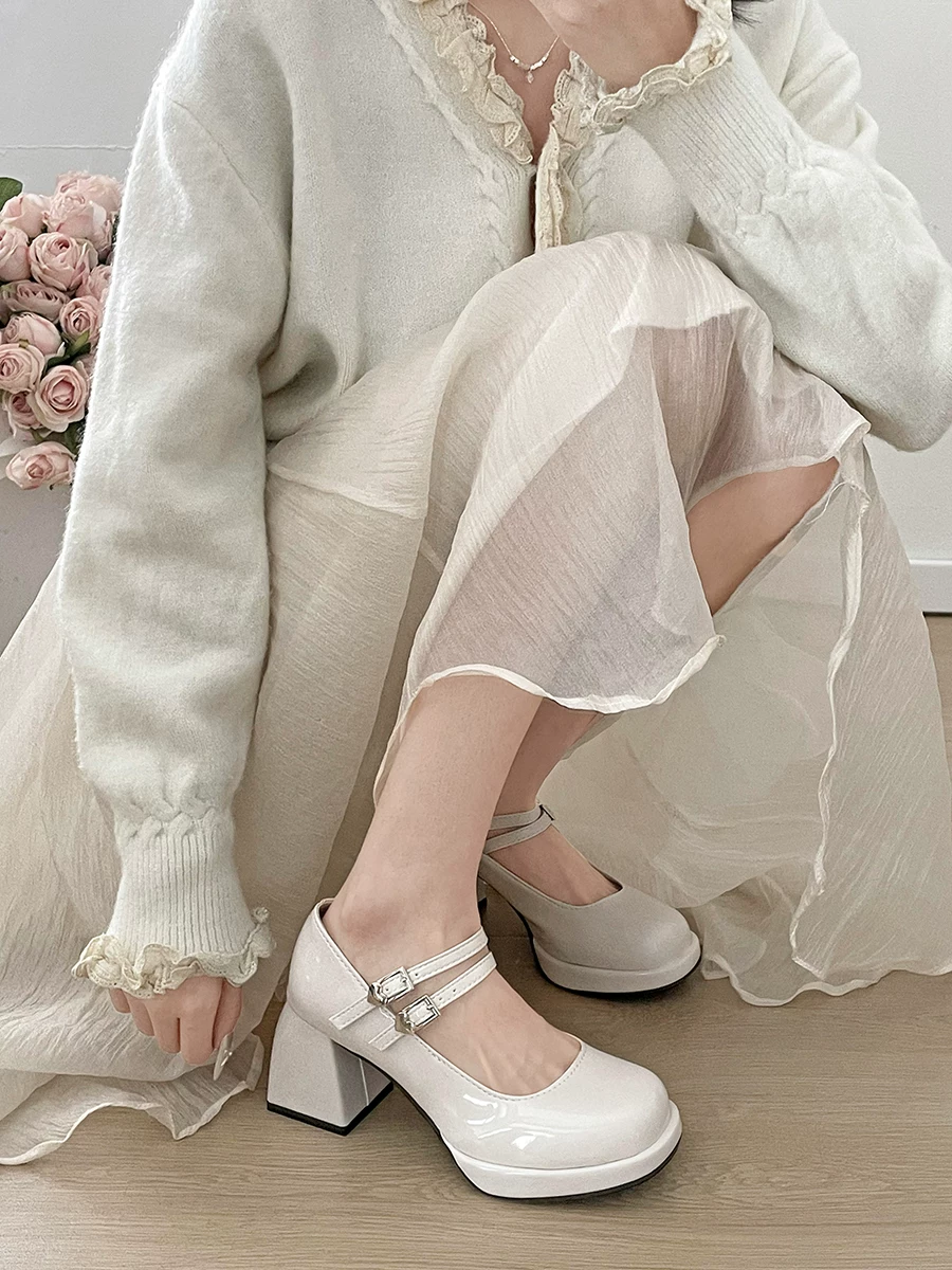 Giày da cao gót chunky kiểu Pháp cổ điển màu đen dành cho nữ, mẫu mới thu 2025, đa năng, kiểu Mary Jane, phối được với chân váy và tăng chiều cao.