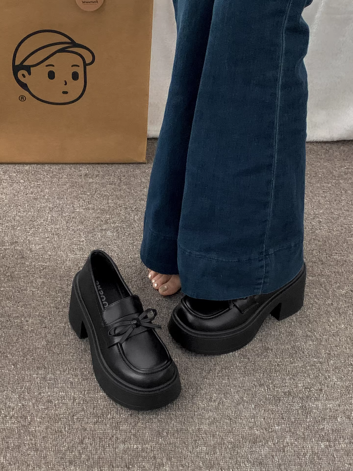 Giày da cao gót đế dày kiểu retro Anh quốc màu đen dành cho nữ, mẫu mới thu 2025, đa năng, dễ phối với chân váy