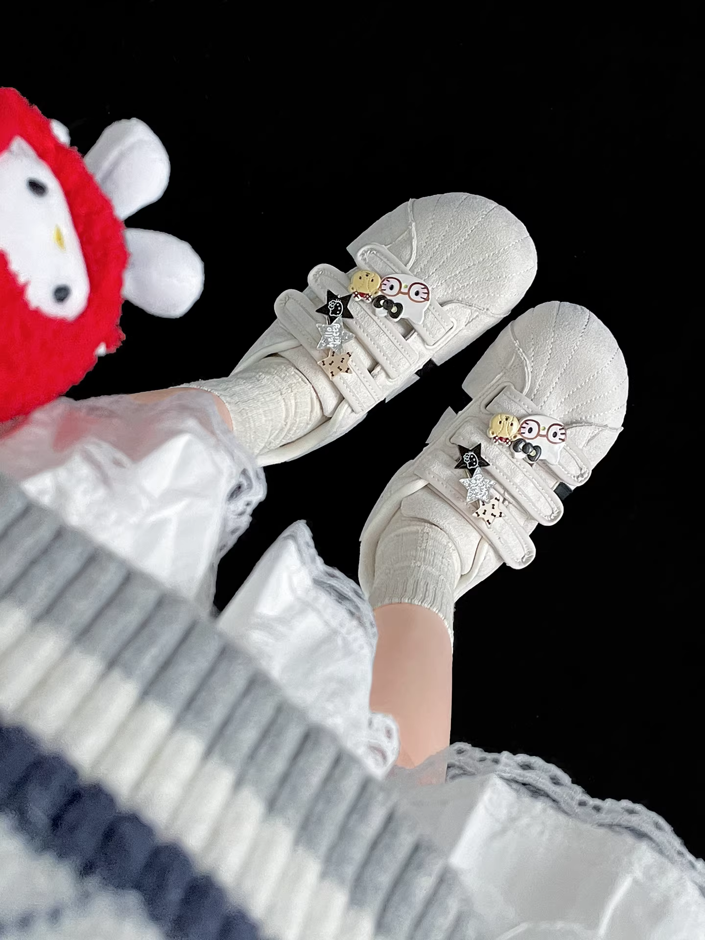 Giày thể thao đế dày retro nữ 2025 kiểu thu mới, thích hợp phối cùng chân váy, giày thể thao đế mềm đa năng cổ thấp