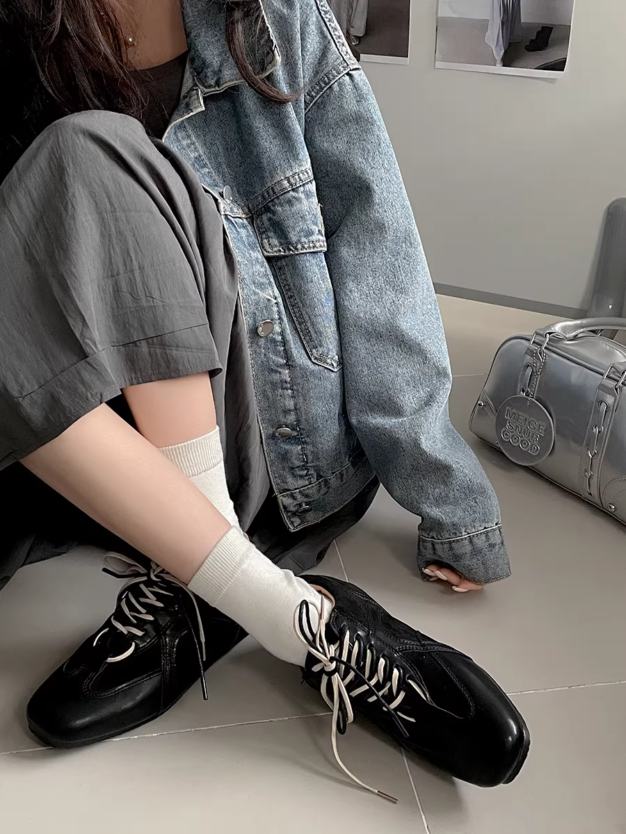 Giày thể thao đế xuồng đen cổ điển dành cho nữ, mẫu mới thu đông 2025, đa năng, phong cách thường ngày