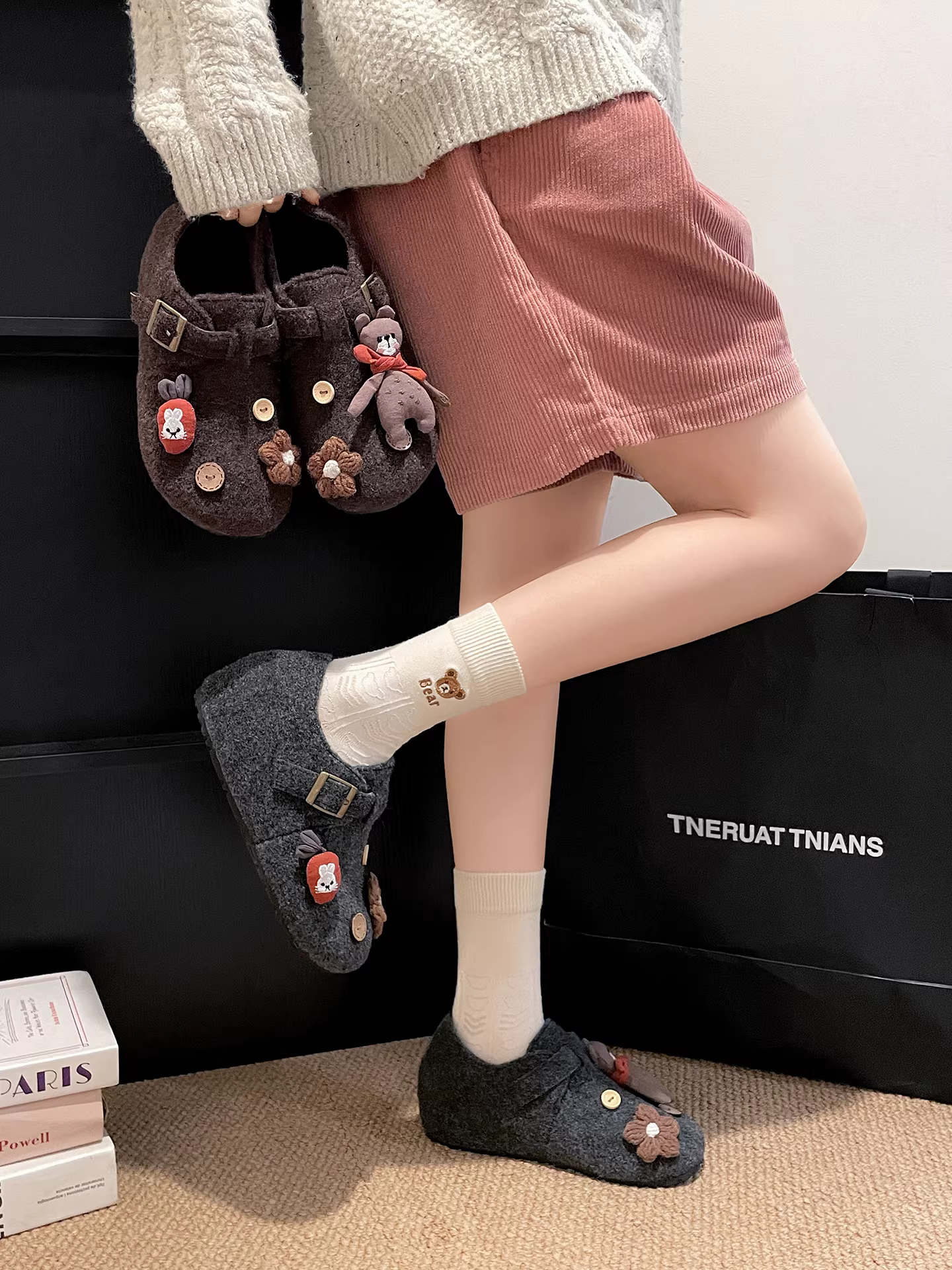 Giày Birkenstock đế dày nhung màu nâu cổ điển dành cho nữ, mẫu mới mùa đông 2025, tăng chiều cao, chống trơn trượt, giữ ấm bằng len cotton