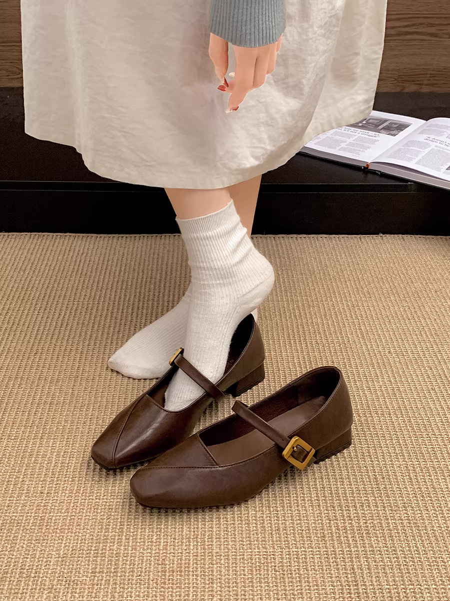 Giày da cao gót chunky kiểu Pháp cổ điển dành cho nữ, giày mũi vuông mùa thu mới 2025 phối chân váy, giày Mary Jane.