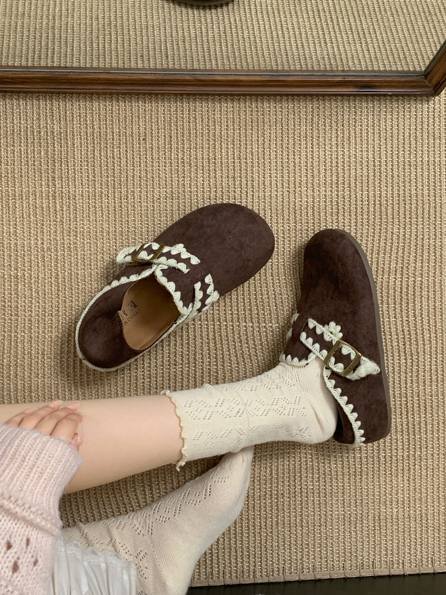 Giày Birkenstock đế bằng nâng chiều cao, kiểu dáng cổ điển hai chiều, màu nâu, dành cho nữ, mẫu mới thu 2025, đa năng, dễ phối với chân váy