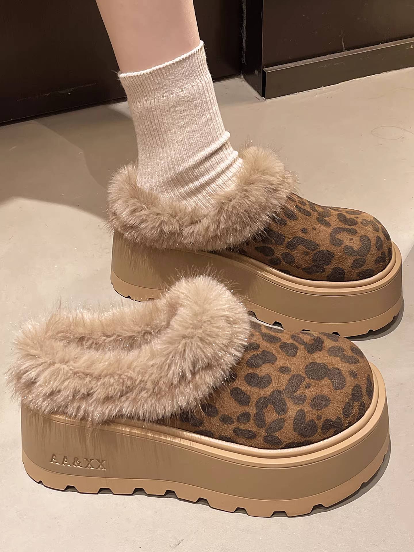 Giày Birkenstock đế dày giữ ấm kiểu retro Nanzai Nanfang dành cho nữ, mẫu mới mùa đông 2025, lót lông dày dặn