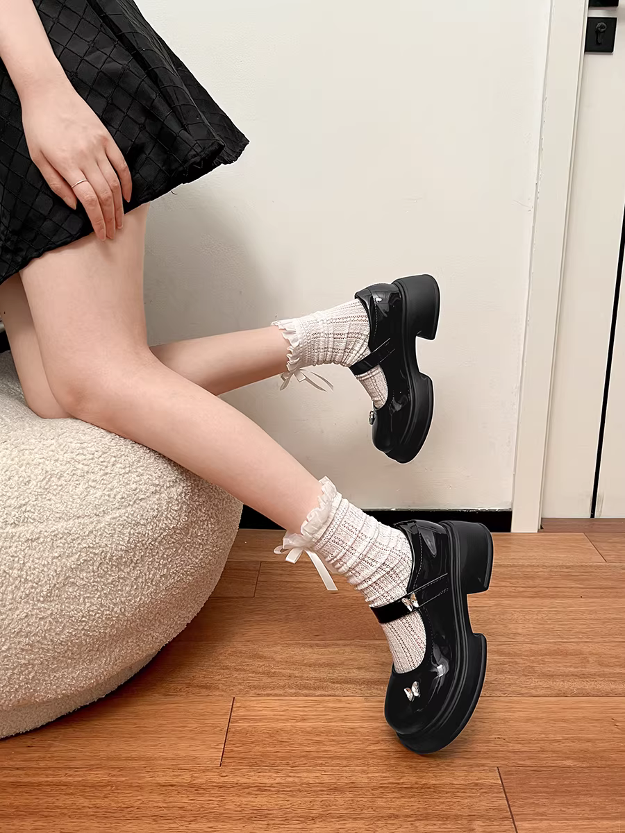 Giày da nữ đế dày đa năng kiểu retro đen, phong cách thu mới 2025, phối chân váy, kiểu Mary Jane Pháp, giày thấp cổ.