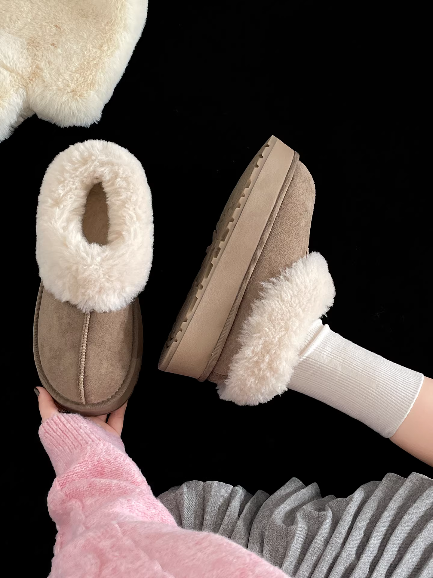 Giày bốt tuyết lót lông dày đế cao cổ điển dành cho nữ 2025, mùa đông mới, giữ ấm vùng Đông Bắc, giày bông kiểu Birkenstock lông mềm