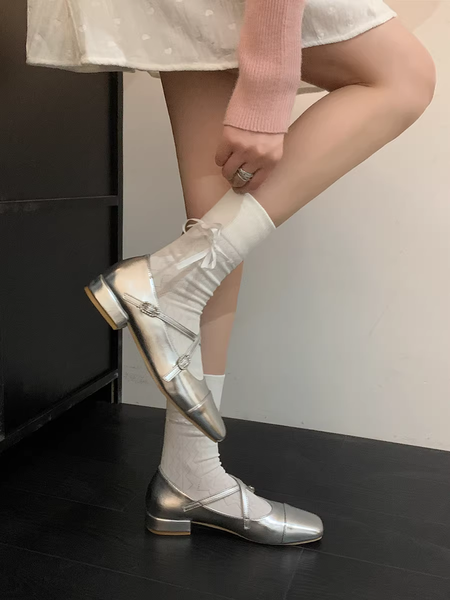 Giày nữ kiểu Pháp cổ tích, mùa thu 2025, kiểu dáng đa năng, đế thấp, retro, kiểu Mary Jane.