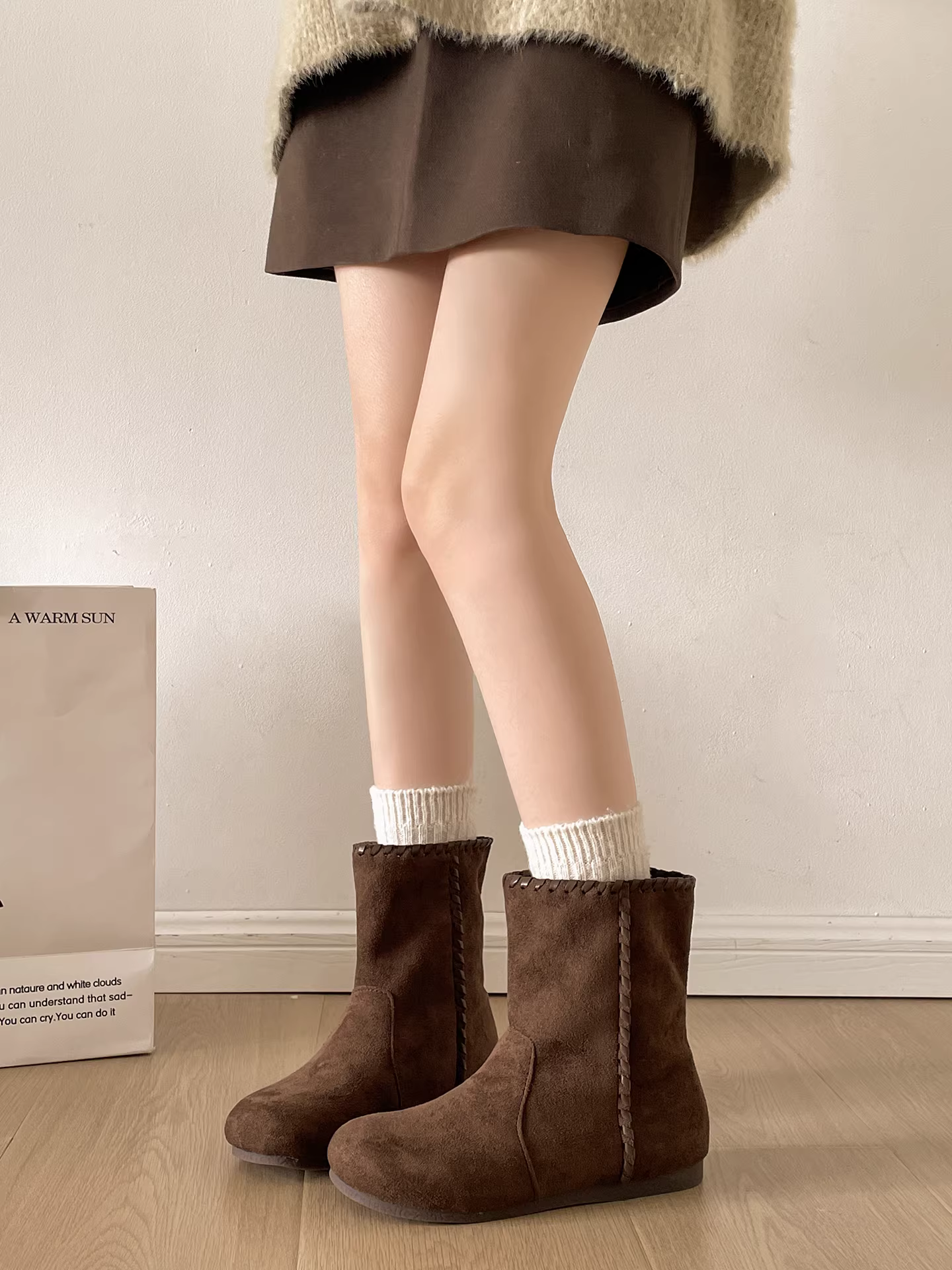 Giày bệt tăng chiều cao Brown Melard dành cho nữ, mẫu mới thu đông 2025, đa năng, đế mềm, kiểu retro, kiểu Birkenstock, cổ ngắn