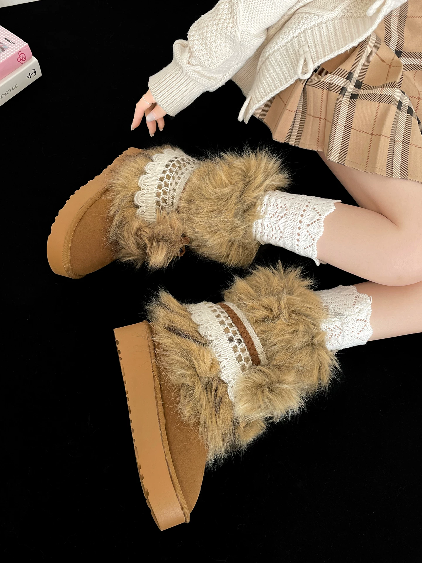 Giày bốt đi tuyết đế dày lót lông cừu kiểu cổ điển Nanzai dành cho nữ 2025 Giày cotton chống trượt mùa đông mới ấm áp ở vùng Đông Bắc.