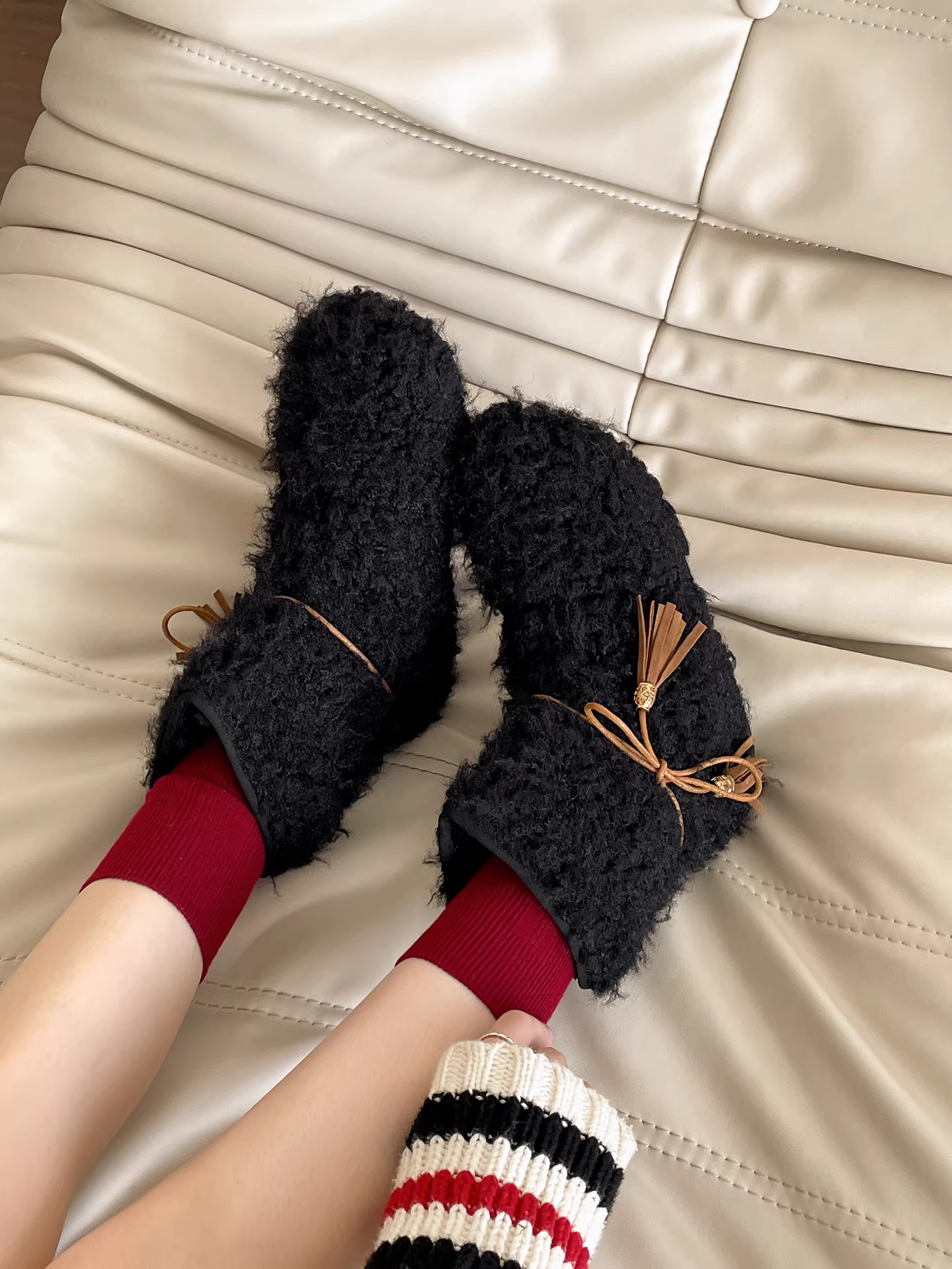 Giày bốt tuyết đế dày chống trơn đa năng phong cách cổ điển dành cho nữ mùa đông 2025, lót lông cừu ấm áp, dày dặn