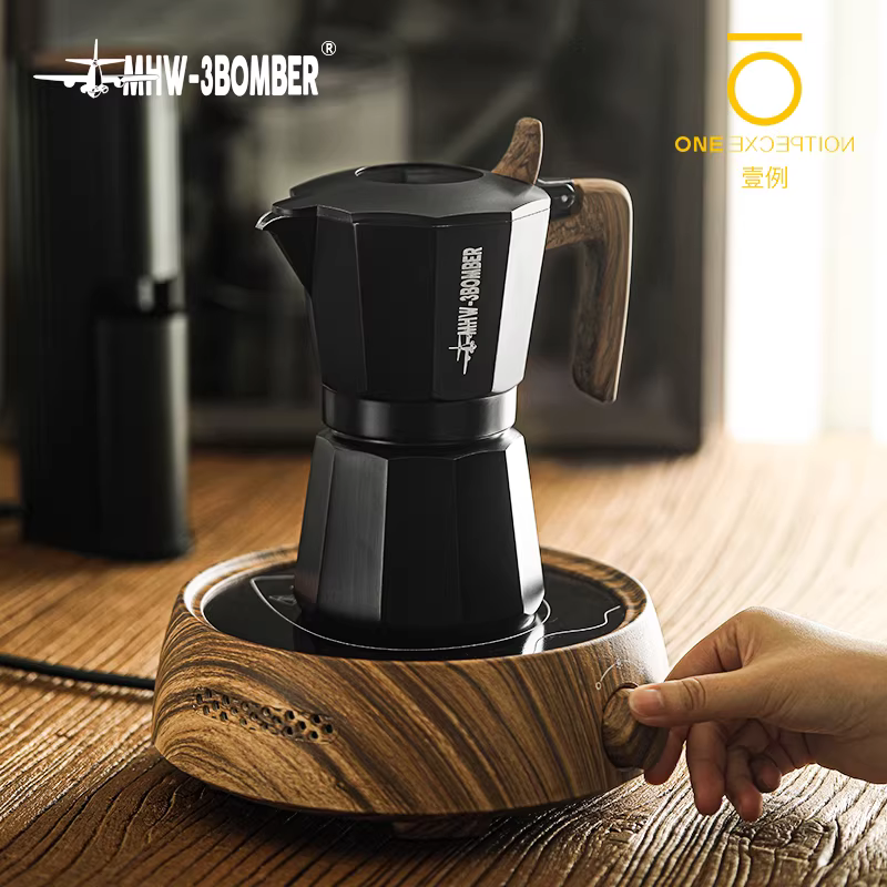 Máy pha cà phê espresso bằng gốm sứ điện, kiểu Moka pot hai van, thương hiệu Bomber MHW, dùng được trong nhà và ngoài trời, kiểu Bialetti