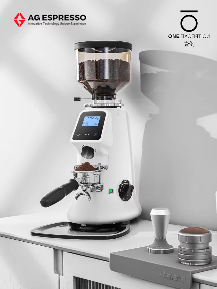 Máy xay cà phê điện kiểu Ý AG GRINDER-600, điều khiển điện tử, xay định lượng, cối xay 64mm, dùng cho thương mại