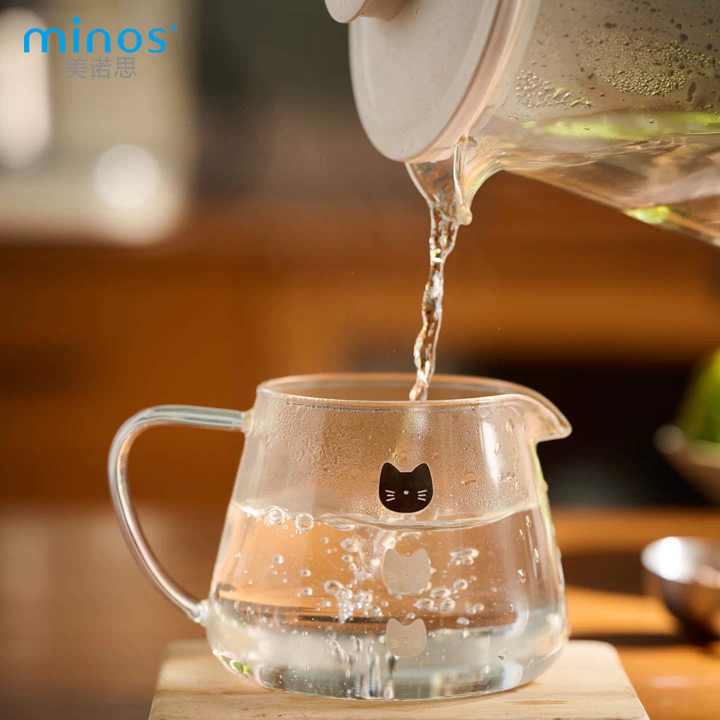 Bình chia sẻ cà phê Neko của Meno, bình pha cà phê thủ công đổi màu bằng nước nóng V60, bình lọc kiểu Mỹ với khăn tay