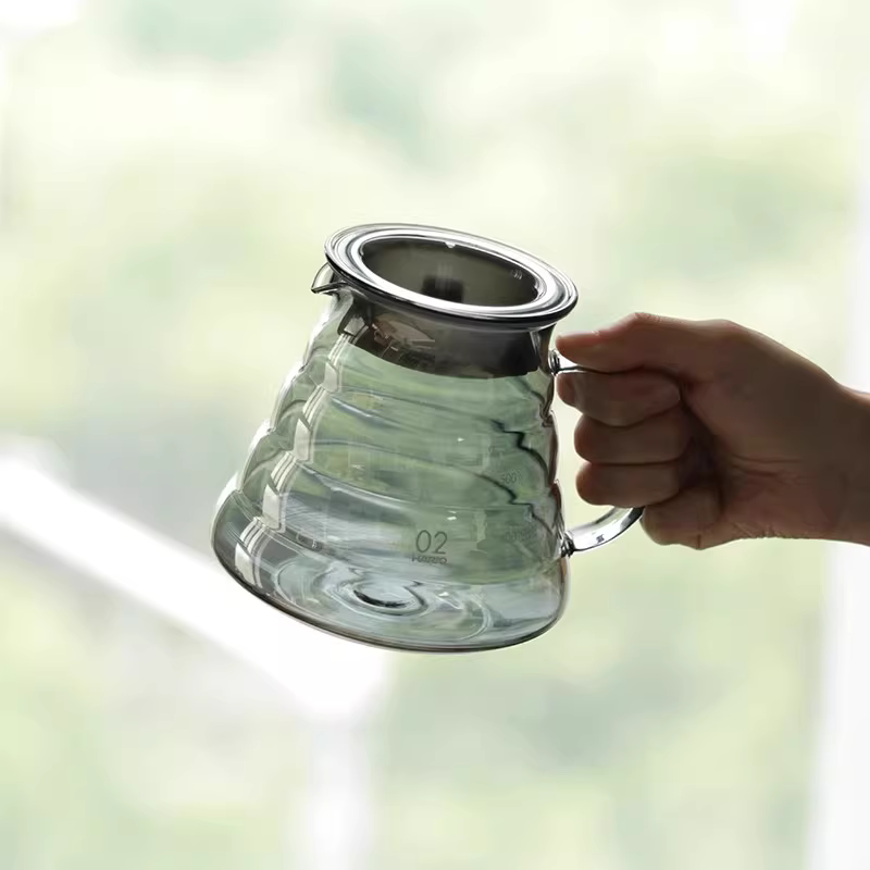 Bình pha cà phê thủ công cổ điển mạ titan HARIO Nhật Bản chịu nhiệt V60 có bộ lọc nhỏ giọt dùng để chia sẻ