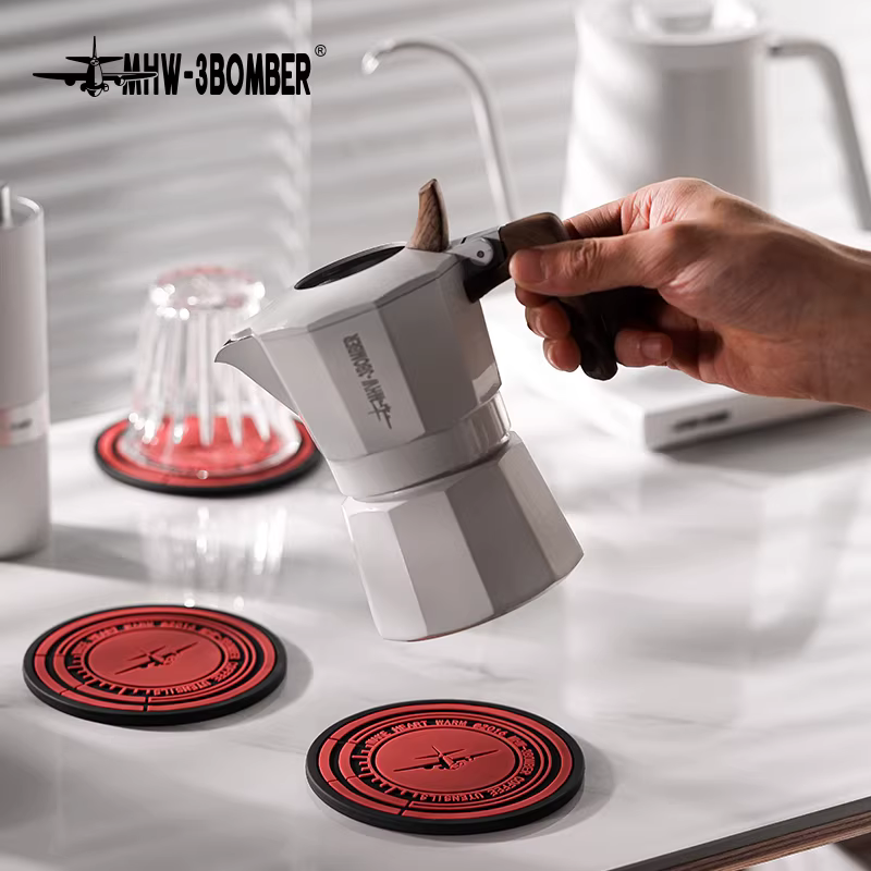 Tấm lót đa năng Bomber MHW, chất liệu bột, dùng để đựng búa, làm đế lót ly cà phê Ý, đế lót ấm pha cà phê Moka, chất liệu silicon cách nhiệt, chống bỏng