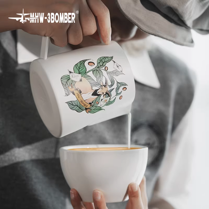 Ly tạo bọt sữa hình trụ Bomber MHW Latte Art, phiên bản kỷ niệm giới hạn, miệng nhọn, ly tạo bọt sữa cà phê Latte Art, ly sữa khắc nổi