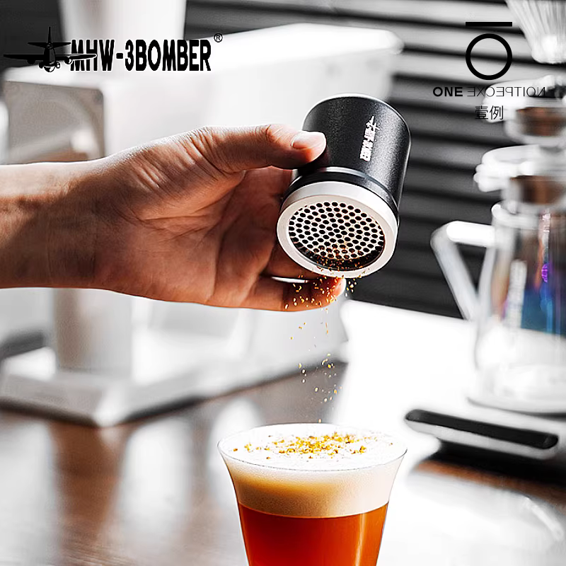 Bình đựng bột đa năng MHW Bomber Shark, có rây, dùng được cho cà phê, matcha, bột ca cao, có nam châm