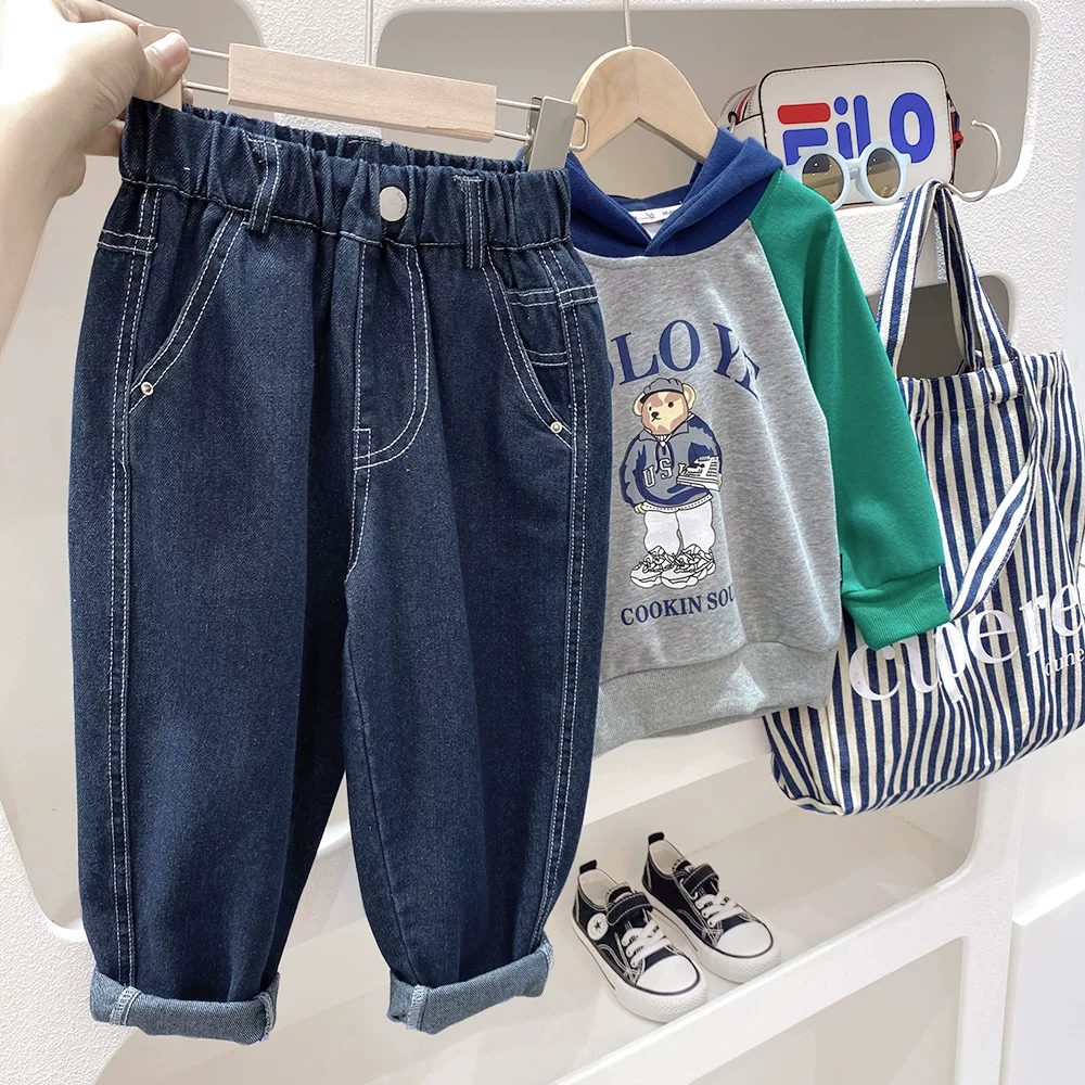 Quần jeans trẻ em kiểu xuân thu 2025, quần dài phong cách Hàn Quốc cho bé trai, quần trẻ sơ sinh, trẻ tập đi, kiểu dáng rộng rãi, màu tự nhiên