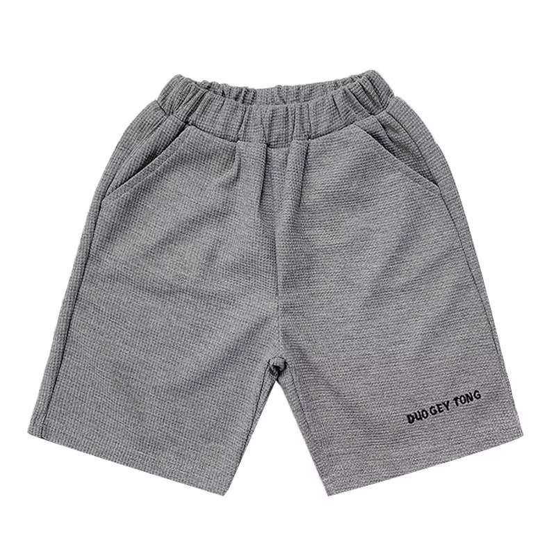 Quần short bé trai mùa hè 2025 kiểu Hàn Quốc mới, thời trang trẻ em, chất liệu vải waffle dệt kim, dài đến đầu gối, mỏng nhẹ