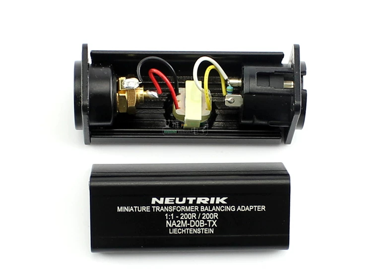Máy biến áp cách ly âm thanh NEUTRIK NA2M-D2B-TX XLR nam sang RCA sen giảm tiếng ồn 0