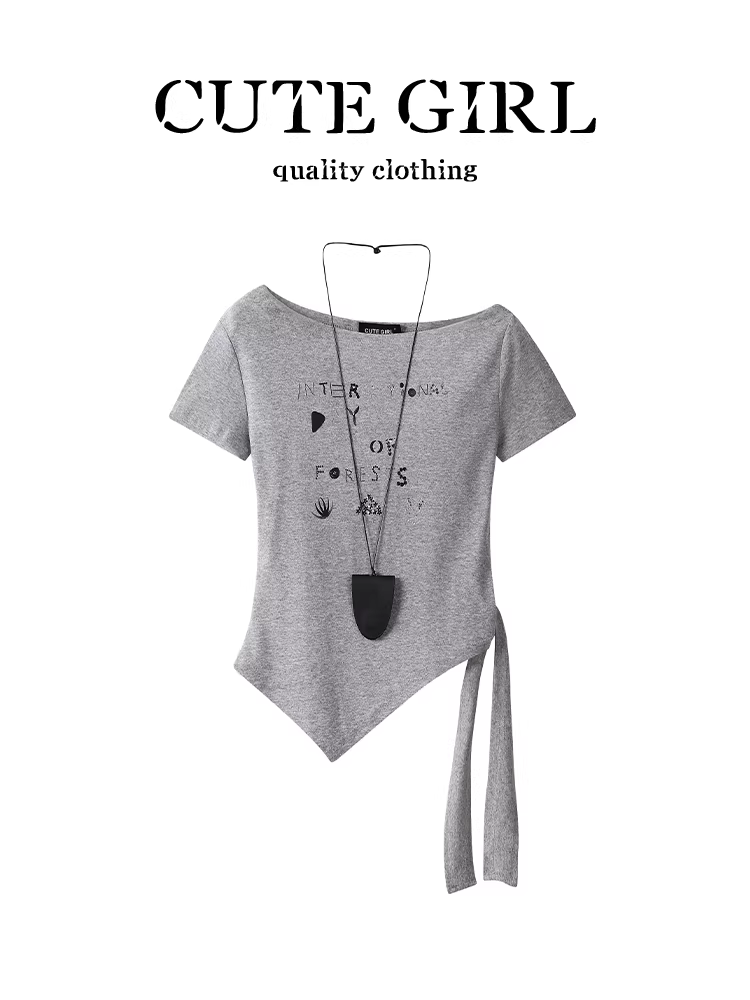 Áo thun ngắn tay lệch vai màu xám phong cách Hàn Quốc CuteGirl dành cho nữ mùa hè in chữ lệch vai