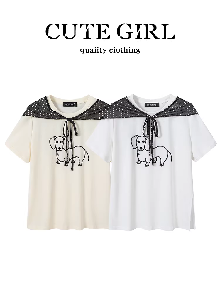 Áo thun ngắn tay màu trắng phong cách Hàn Quốc có thêu hình chú chó dành cho nữ trong mùa hè, phối cùng khăn lụa chấm bi, áo cổ tròn