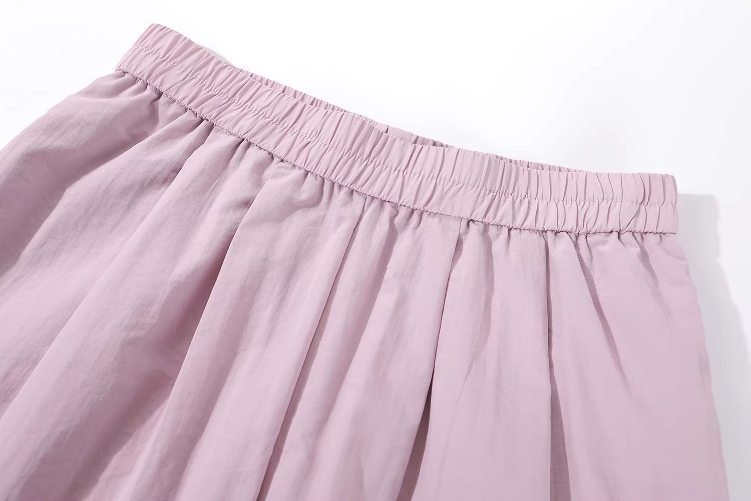 Quần ống rộng cạp cao màu hồng dễ thương dành cho nữ nhỏ nhắn, kiểu dáng mới hè 2025, chất liệu mỏng, kiểu quần harem ngắn