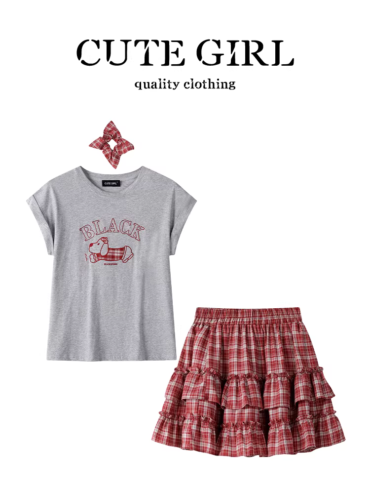 Bộ đồ mùa hè xinh xắn của CuteGirl, áo thun thêu hình chó con nữ, váy phồng kẻ sọc đỏ, bộ đồ hai mảnh